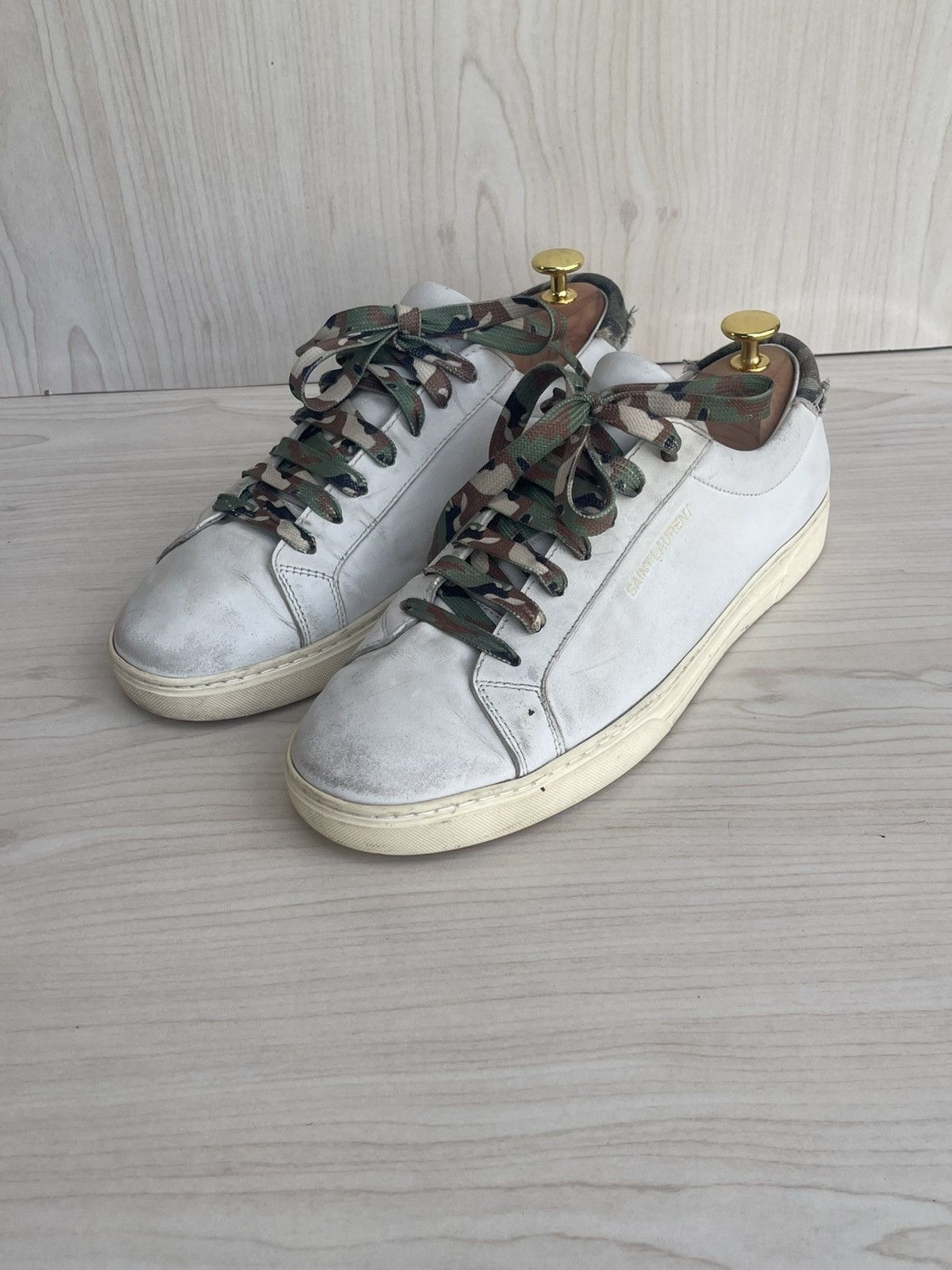 Saint Laurent Paris Saint Laurent Andy Low-Top Sneakers Size US 6 / EU 39 - 1 Thumbnail