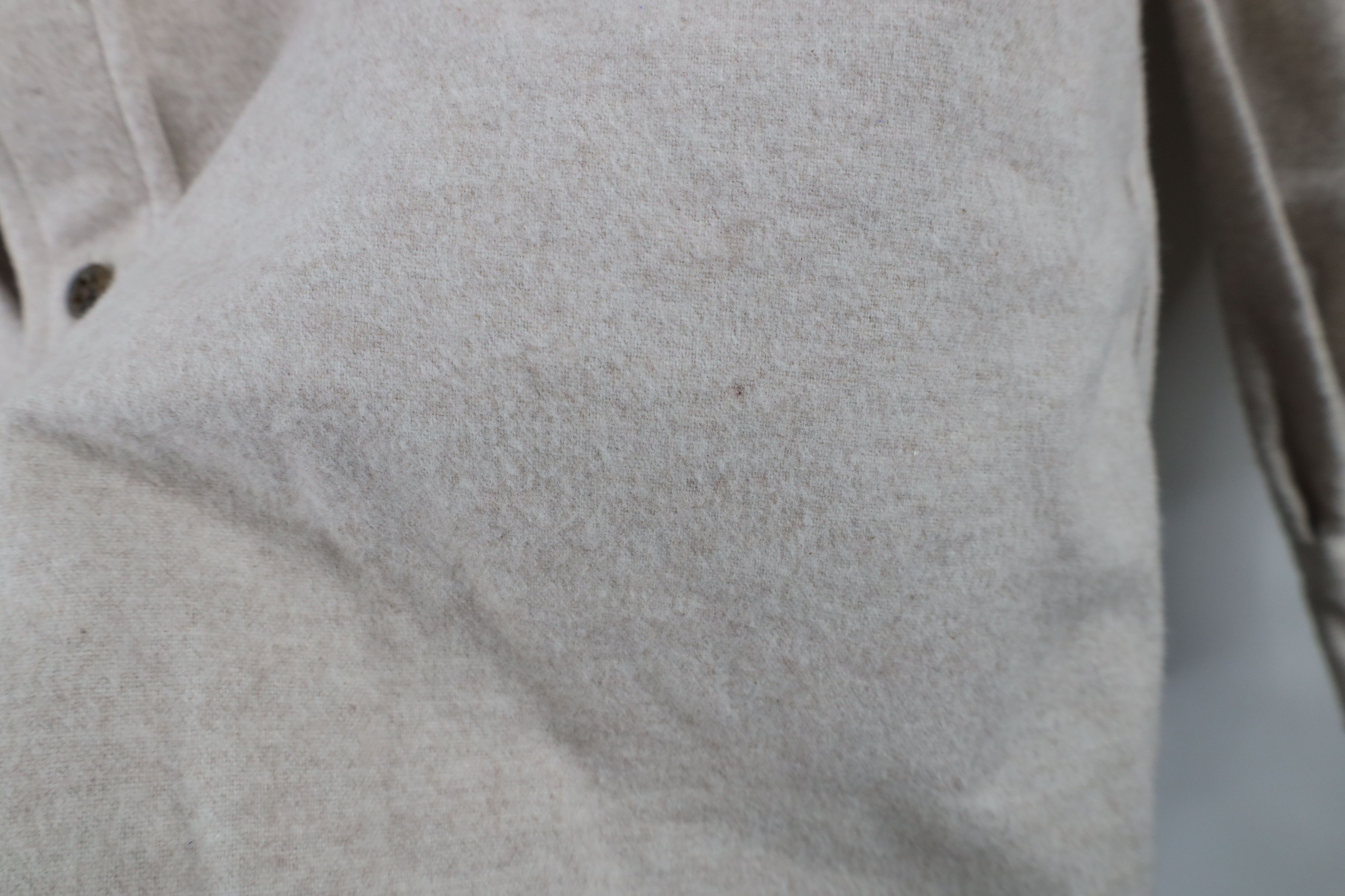 Vintage Vintage 90s Streetwear Chamois Cloth Button Shirt Beige Size US L / EU 52-54 / 3 - 5 Thumbnail