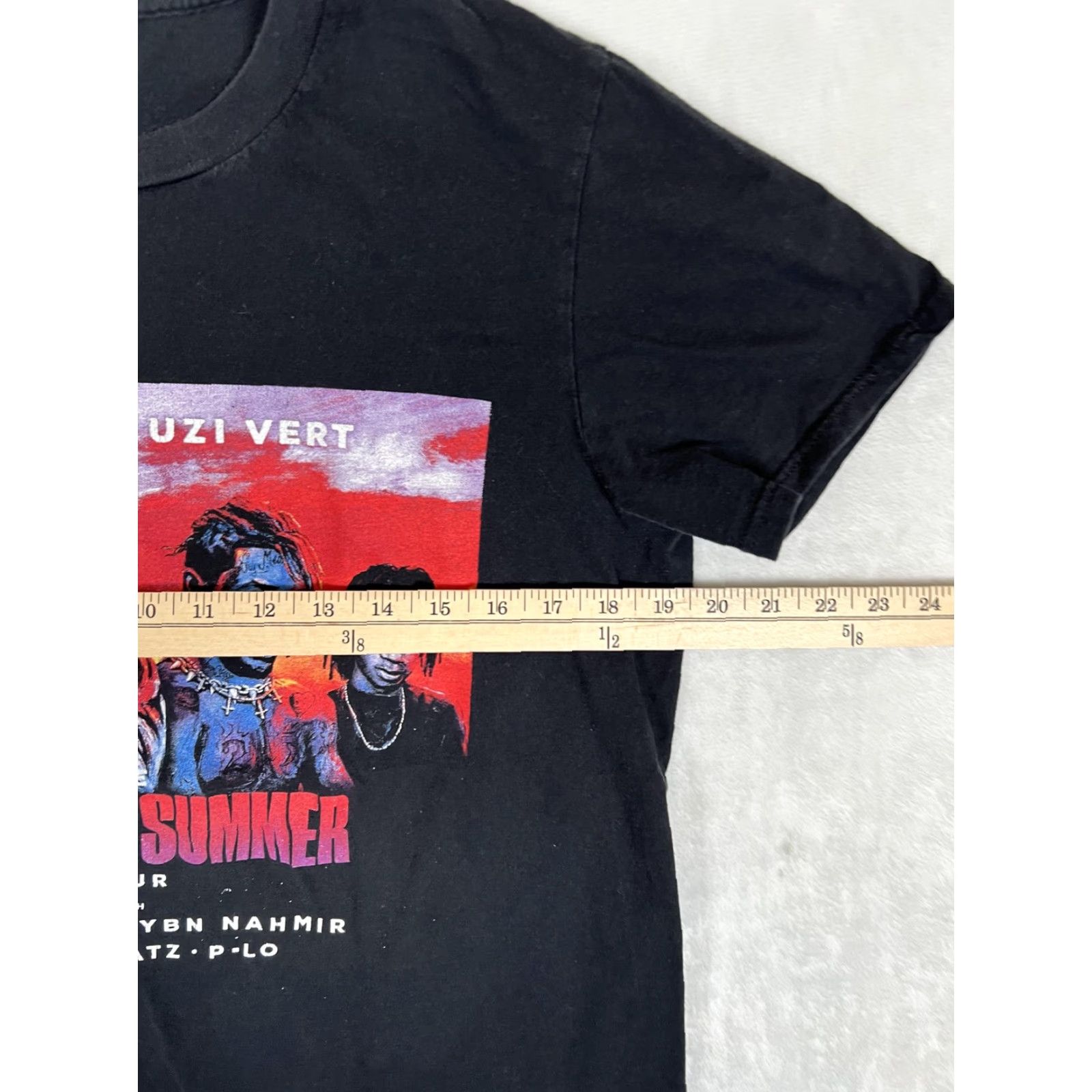 Vintage G-Eazy Lil Uzi Vert Endless Summer Tour T-Shirt Size Medium Black Rap Concert Mens Short Sleeve Graphic Print Crew Neck Vintage No Size US M / EU 48-50 / 2 - 4 Thumbnail