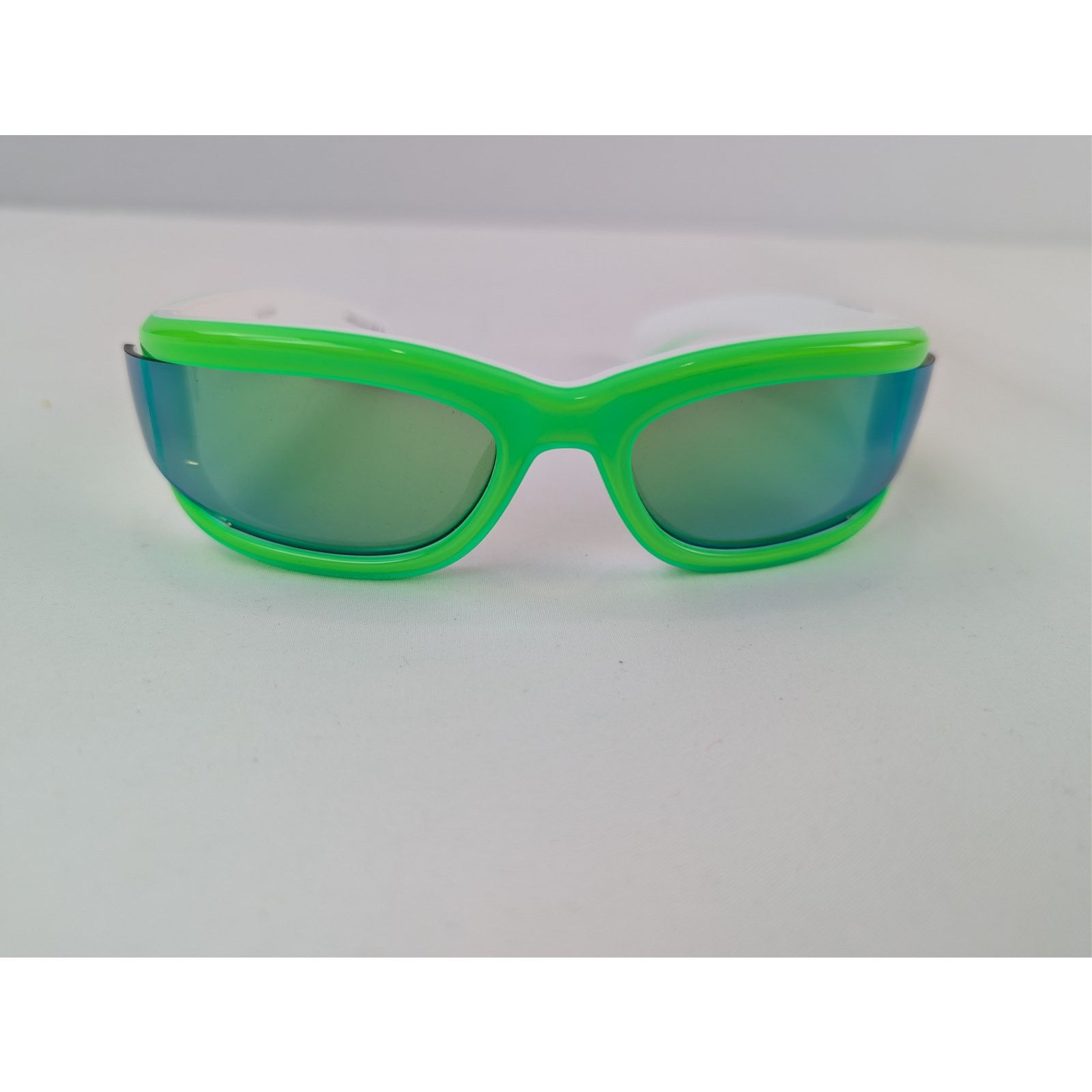 Bottega Veneta o1rshd1 / 555 / Size: OS / Sunglasses in Green Size ONE SIZE - 10 Thumbnail
