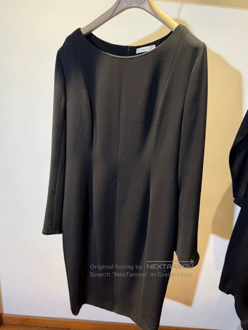 The Row The Row size 10 Long Sleeve Black Dress Size M / US 6-8 / IT 42-44 - 1 Thumbnail