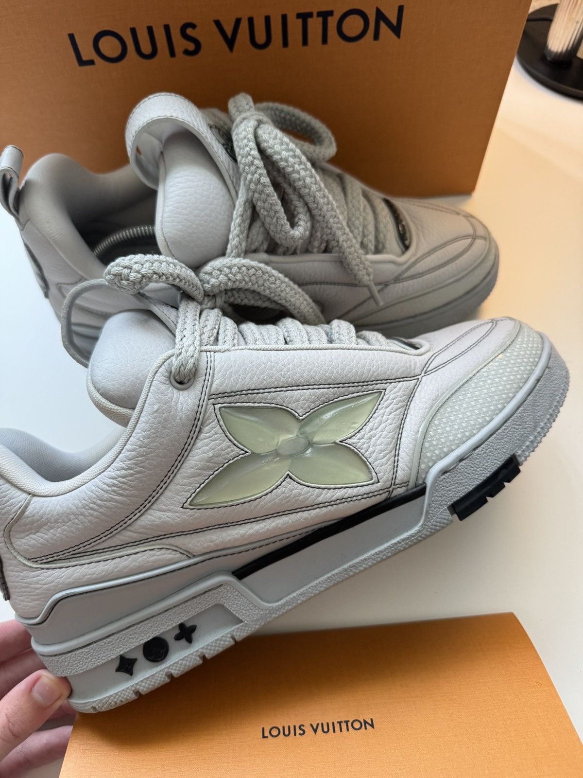 Designer × Louis Vuitton Louis Vuitton Grey Sneaker Size US 9 / EU 42 - 2 Thumbnail