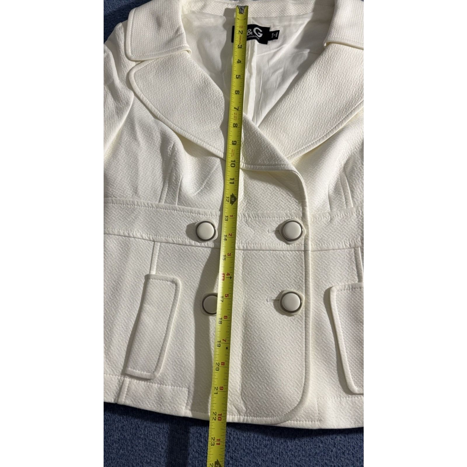 Dolce & Gabbana Dolce & Gabbana Short Blazer White Pearl Button Size 40 Mint Size S / US 4 / IT 40 - 12 Thumbnail