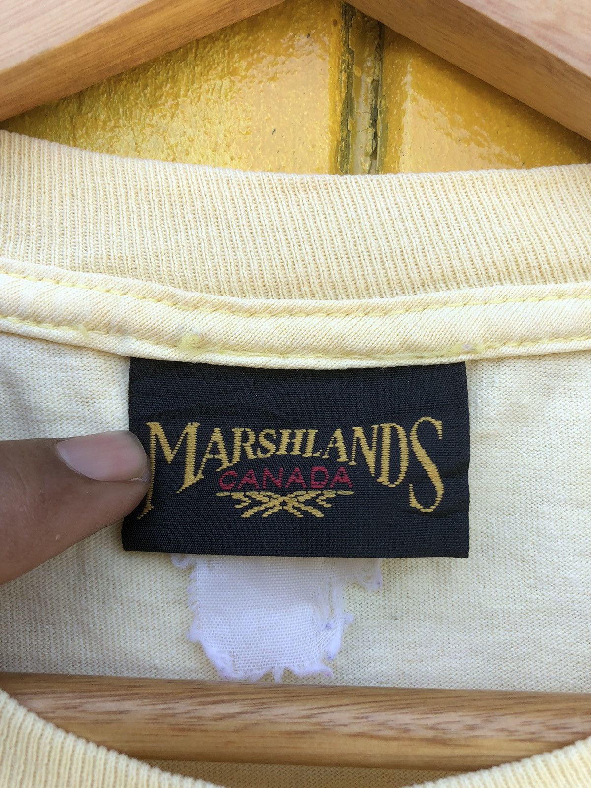 Japanese Brand × Vintage Vintage Marshlands Canada Linda Grayson Art Tshirt Size US L / EU 52-54 / 3 - 13 Thumbnail