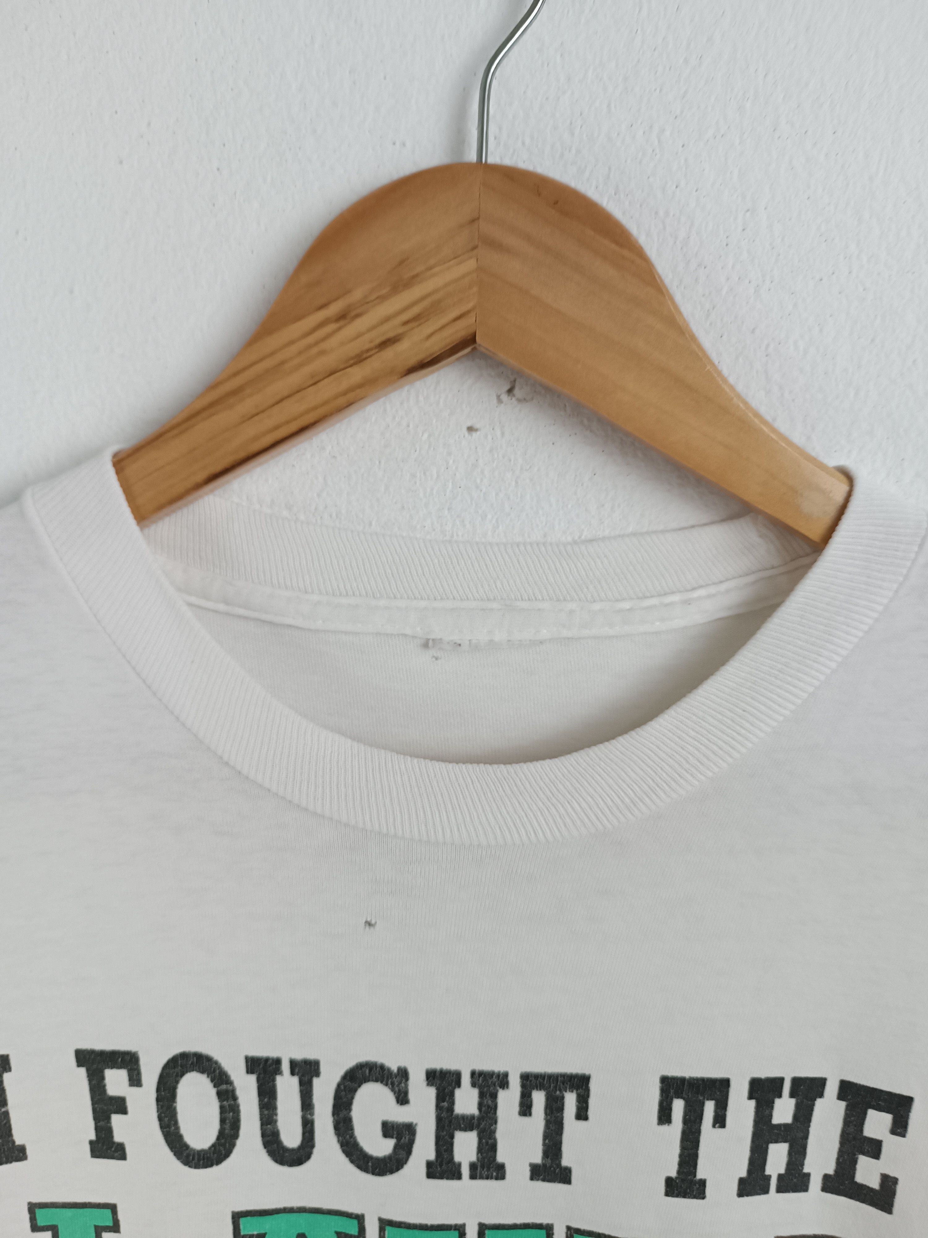 Vintage VINTAGE 90'S I FOUGHT THE LAWN HUMOR FUNNY CLASH PUNK TEE Size US M / EU 48-50 / 2 - 17 Thumbnail