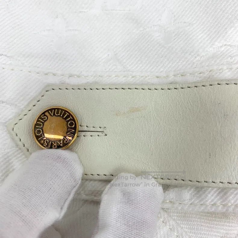 Louis Vuitton Louis Vuitton 23 white logo embossed cotton lapel single b Size XS / US 0-2 / IT 36-38 - 9 Thumbnail