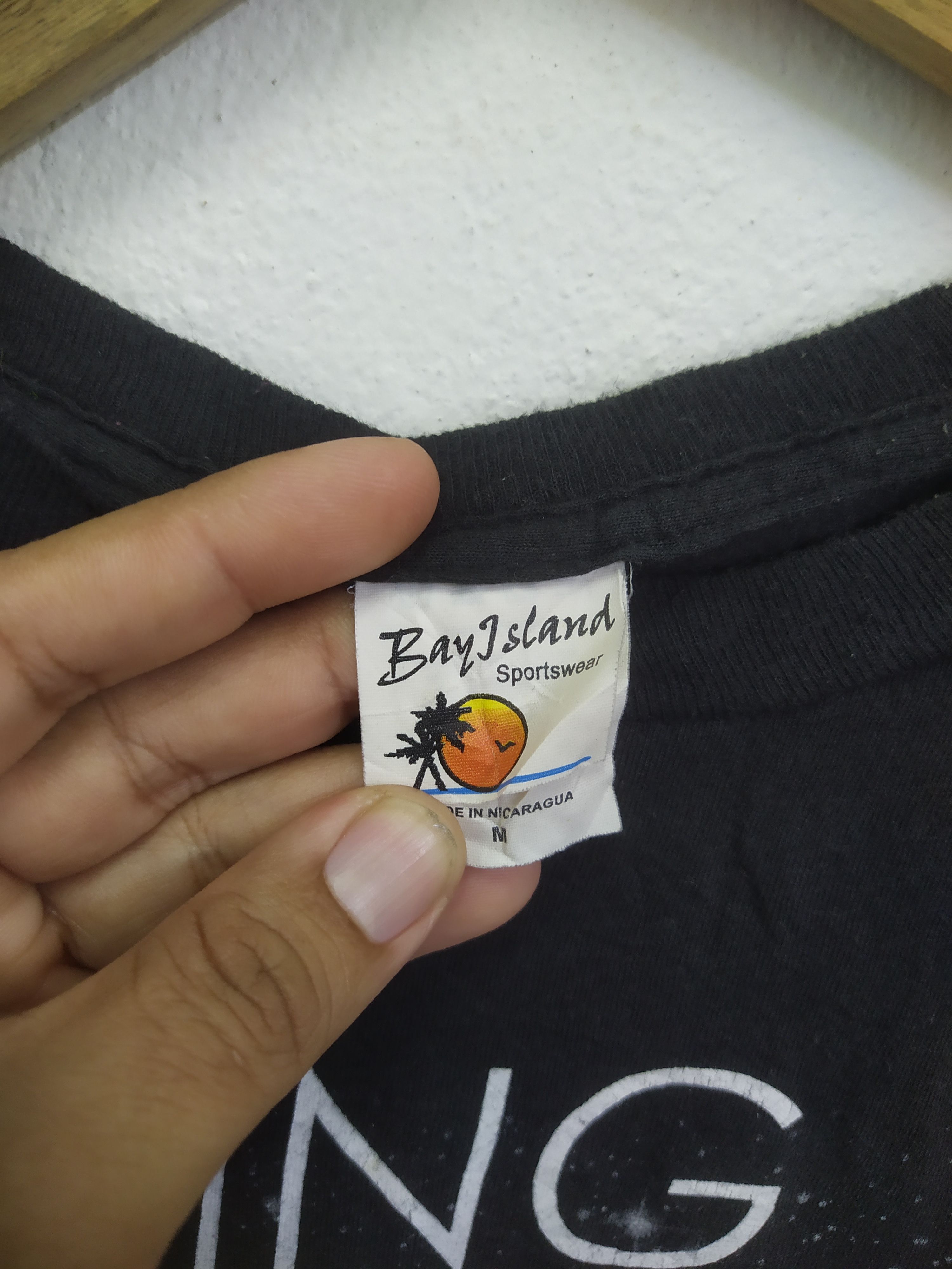 Band Tees 💥Bay Island Tag All Time Low Pop Punk Genres Size US M / EU 48-50 / 2 - 4 Thumbnail