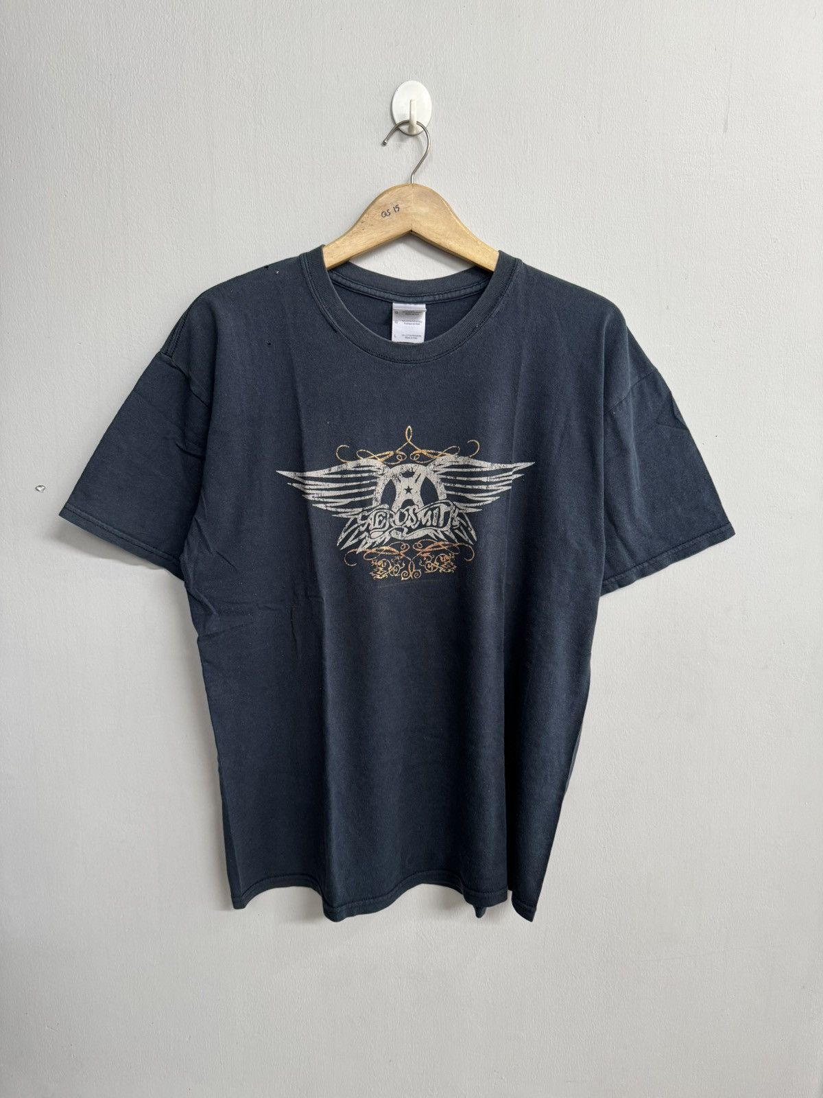 VINTAGE 2006 AEROSMITH WING LOGO T SHIRT