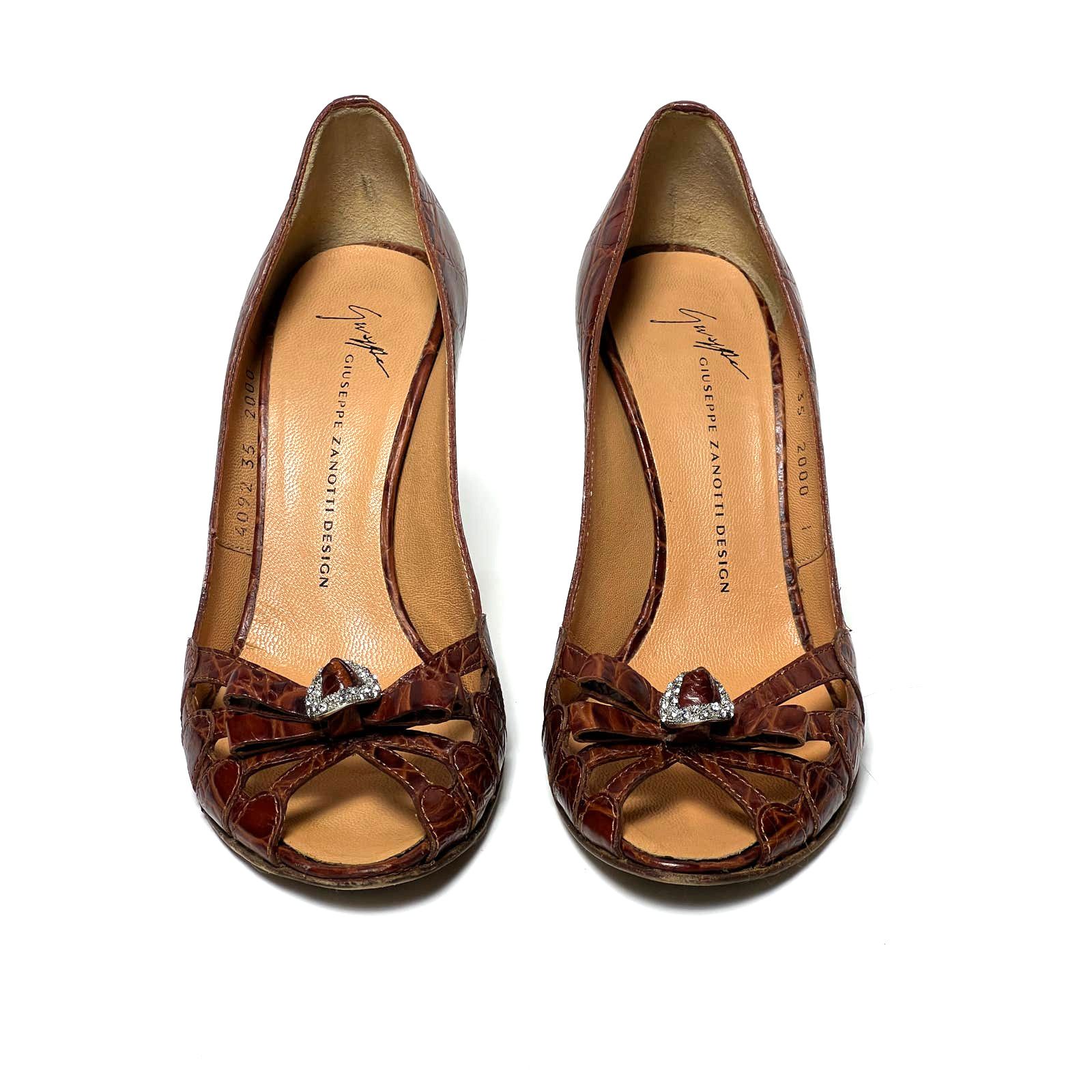 Giuseppe Zanotti Giuseppe Zanotti Brown Alligator Crystal Pump Heels Shoes 35 Size US 5 / IT 35 - 10 Thumbnail