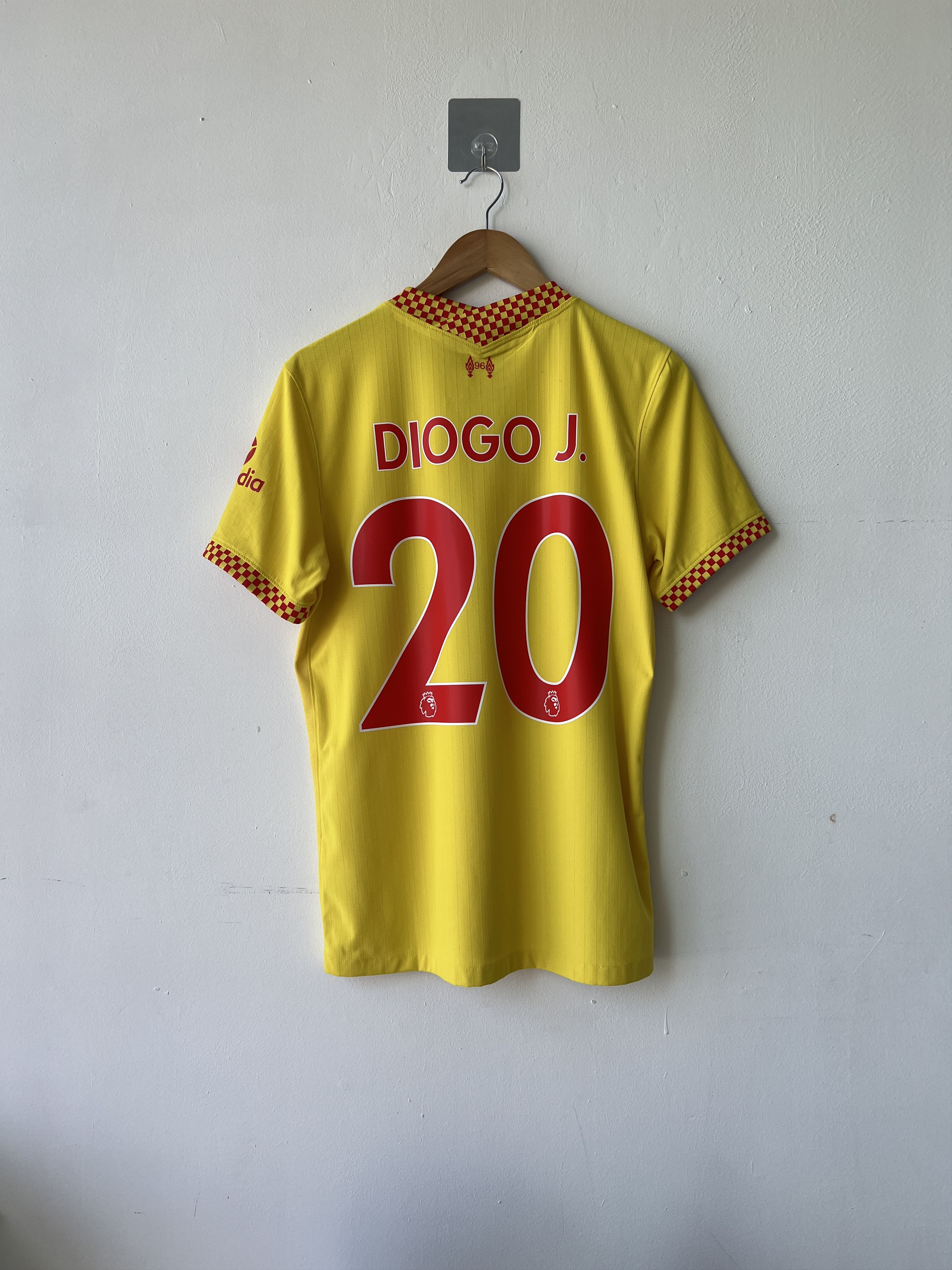 Nike (M) Liverpool 2021-22 Third Kit Player Issue Diogo Jota #20 Size US M / EU 48-50 / 2 - 1 Thumbnail
