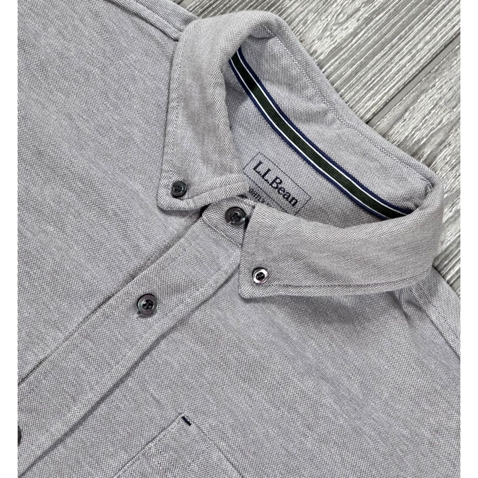 Vintage L.L.Bean Performance Piqué-Knit Oxford Shirt Long-Sleeve Gray L Shirt Mens Button-Up Knit Oxford Slightly Fitted Casual Vintage No Size US L / EU 52-54 / 3 - 4 Thumbnail