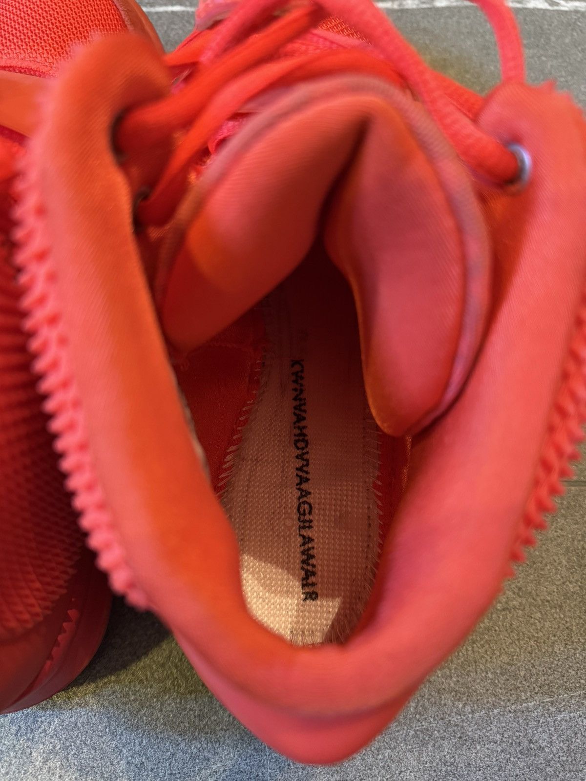 Nike Nike Air Yeezy Red October’s Size US 8.5 / EU 41-42 - 22 Thumbnail