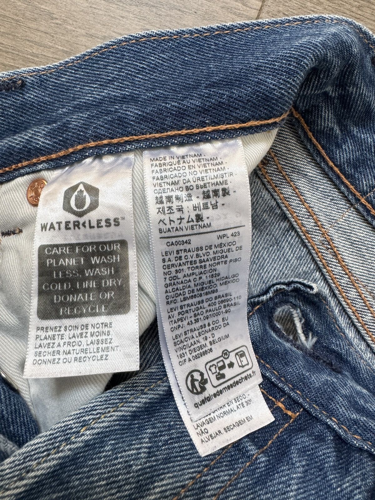 Levi's × Levi's Made & Crafted × Levi's Vintage Clothing Levi's Premium 501 ‘93 STRAIGHT FIT MEN'S JEANS 30 x 29 Size US 30 / EU 46 - 11 Thumbnail