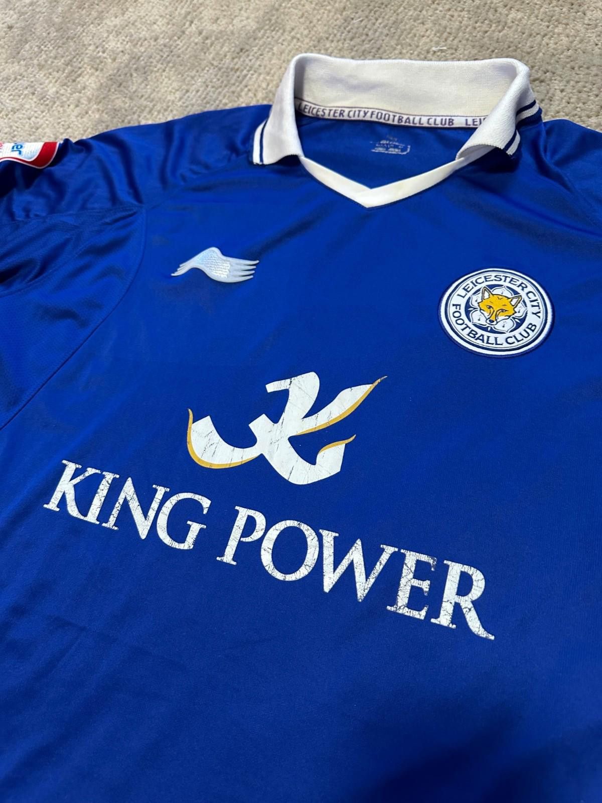 Puma Vintage LEICESTER CITY 2011/12 FOOTBALL SHIRT SOCCER JERSEY Size US M / EU 48-50 / 2 - 4 Thumbnail