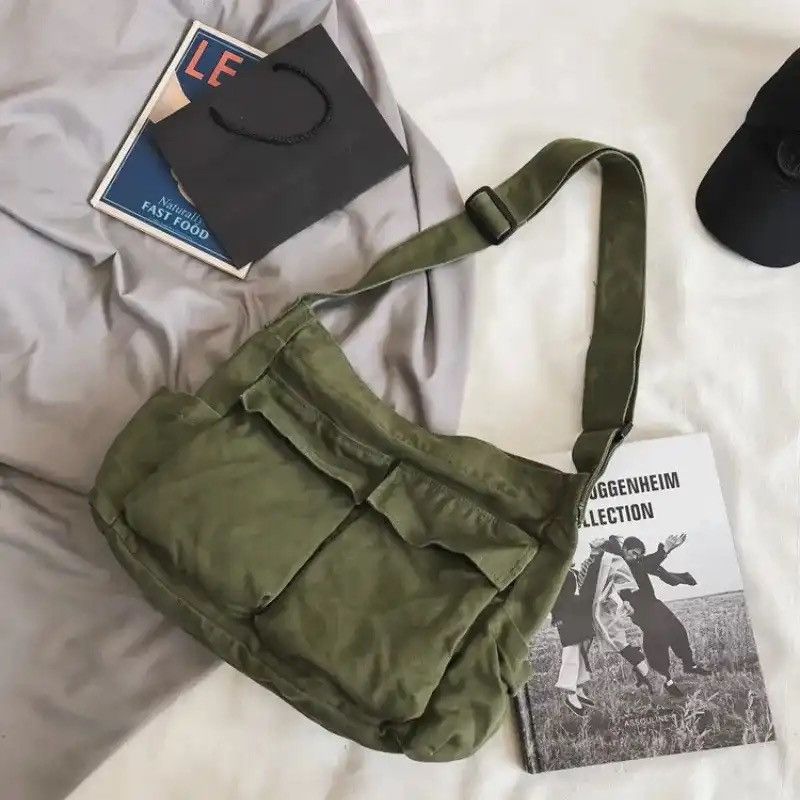 Messenger Bag in Green, Men's