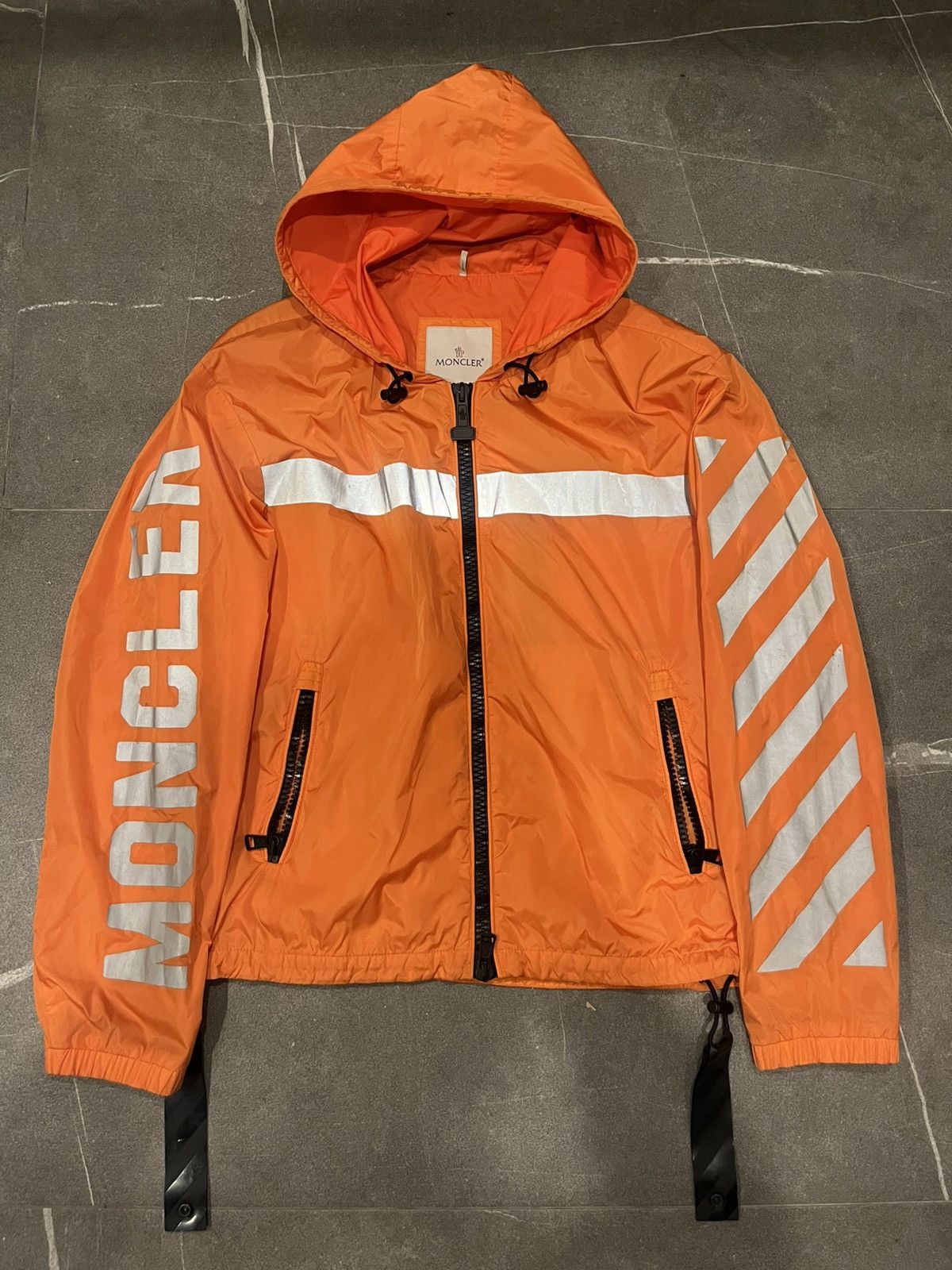 off-white MONCLER フード付きオレンジジャケット 2 Off White Moncler Windbreaker | Grailed