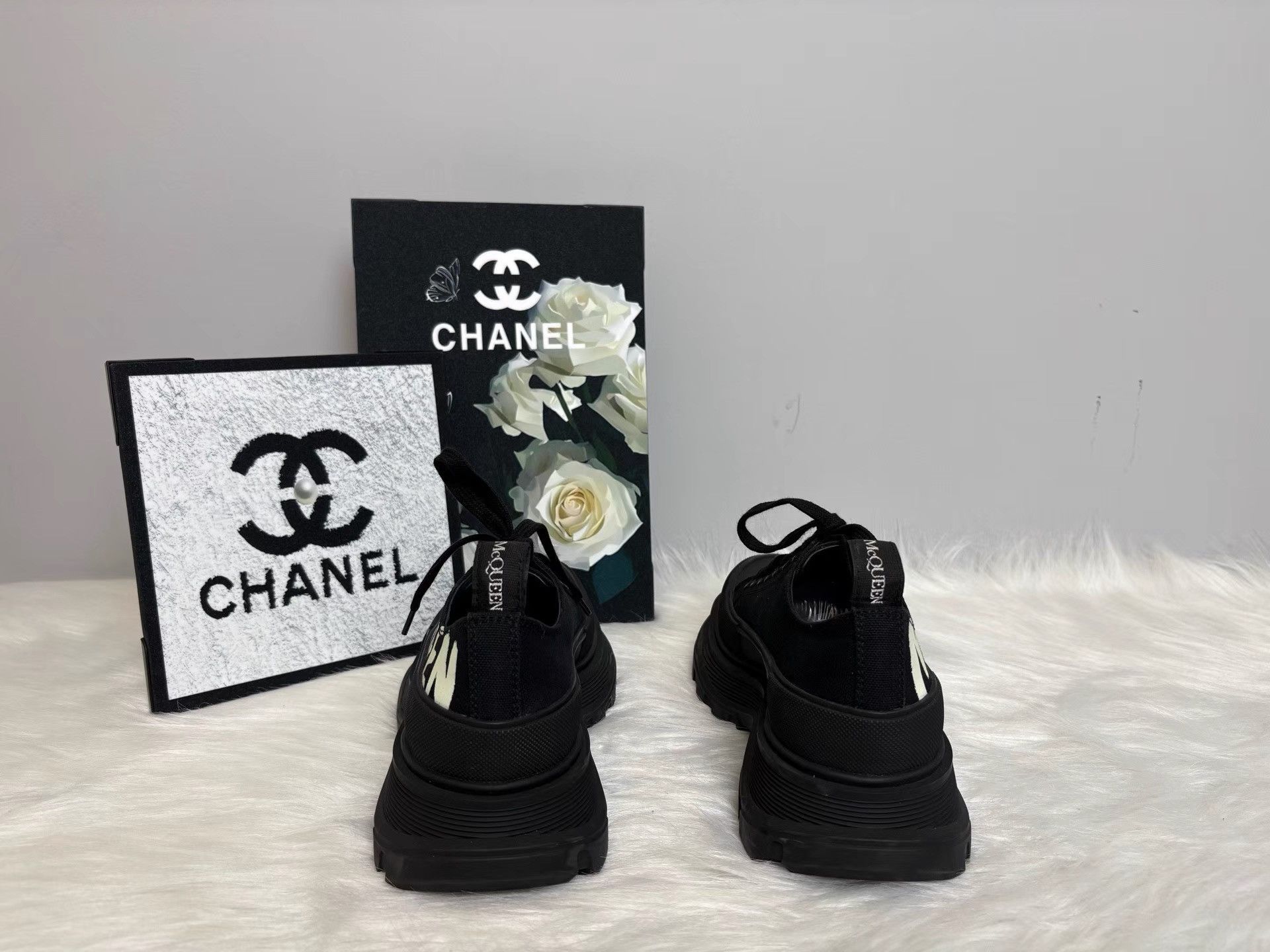 Alexander McQueen Alexander McQueen Tread Slick Leather Low Shoes K36 Size US 8 / IT 38 - 3 Thumbnail