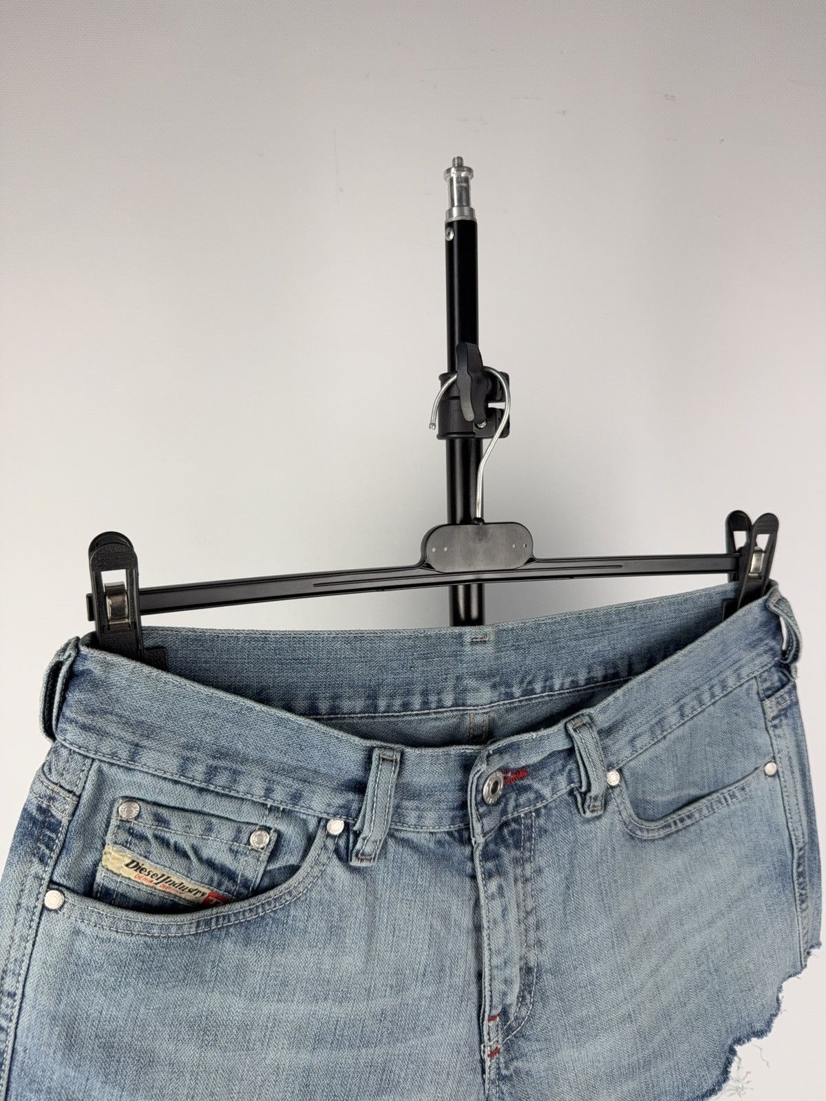 Diesel Vntg Diesel Denim Cutoff Shorts Distressed Italy W30 Women Size 30" / US 8 / IT 44 - 7 Thumbnail
