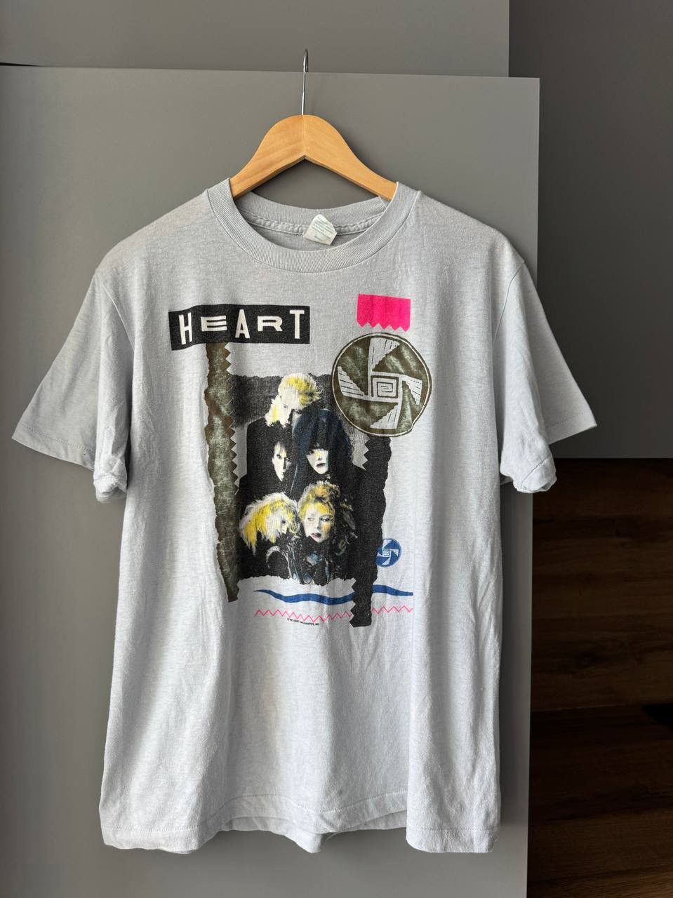 Band Tees 1987 Heart Bad Animals Vintage Band T-Shirt Size Large. Size US XL / EU 56 / 4 - 1 Thumbnail