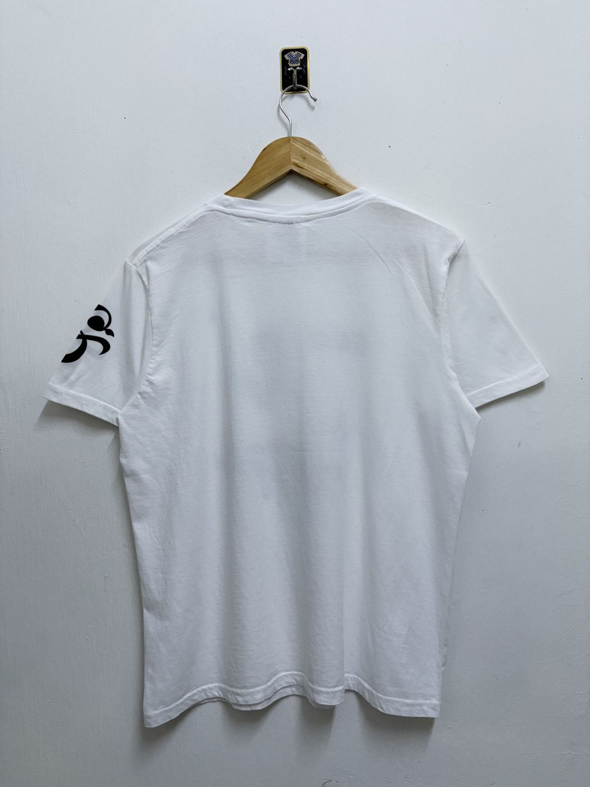 Japanese Brand 2000's Manga Series - Anime One Piece / Nami Waifu T-Shirt Size US M / EU 48-50 / 2 - 2 Thumbnail
