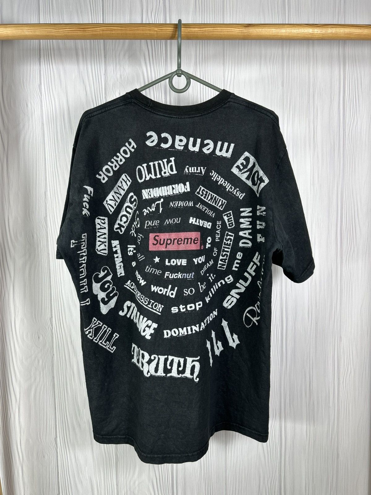 Supreme Supreme Spiral Logo T-Shirt Size L Size US L / EU 52-54 / 3 - 1 Thumbnail