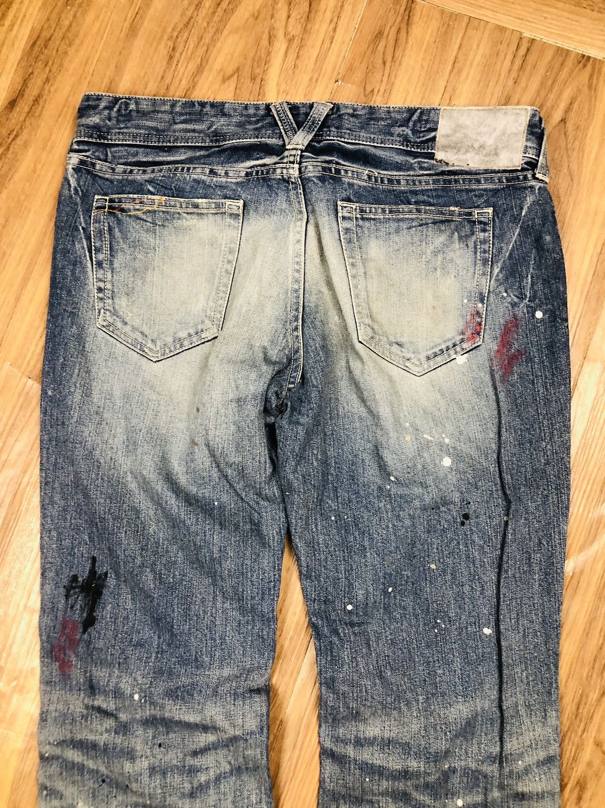 Vanquish Vanquish Gold Distressed Paint Splatter Denim (38) Size 35" - 15 Thumbnail