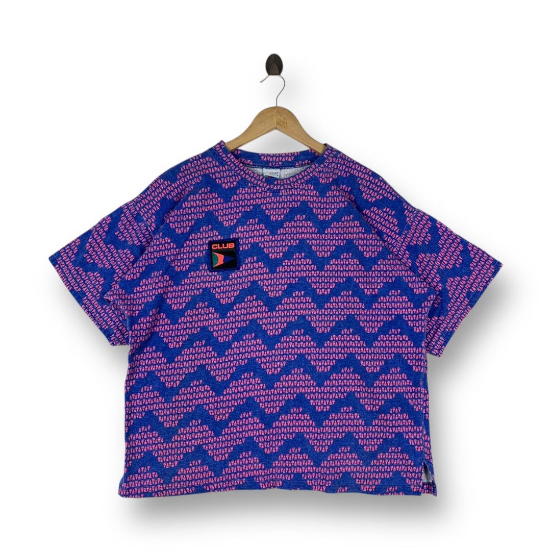 Arts & Science Vintage Club Sportswear All Over Print Tee Size US M / EU 48-50 / 2 - 1 Thumbnail