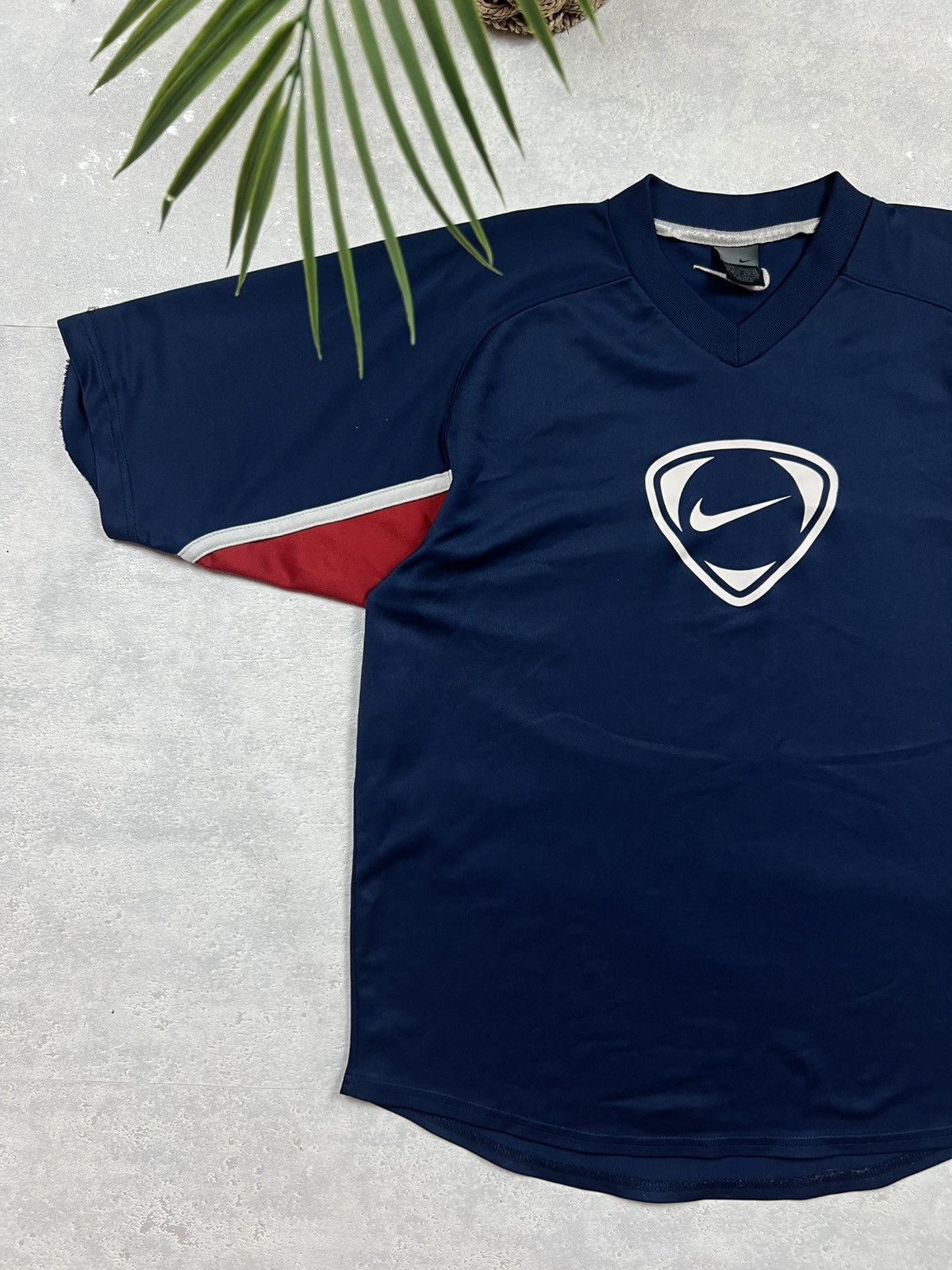 Nike × Vintage 90s Nike Central Swoosh Vintage Y2K Oversized Retro T-Shirt Size US M / EU 48-50 / 2 - 2 Thumbnail