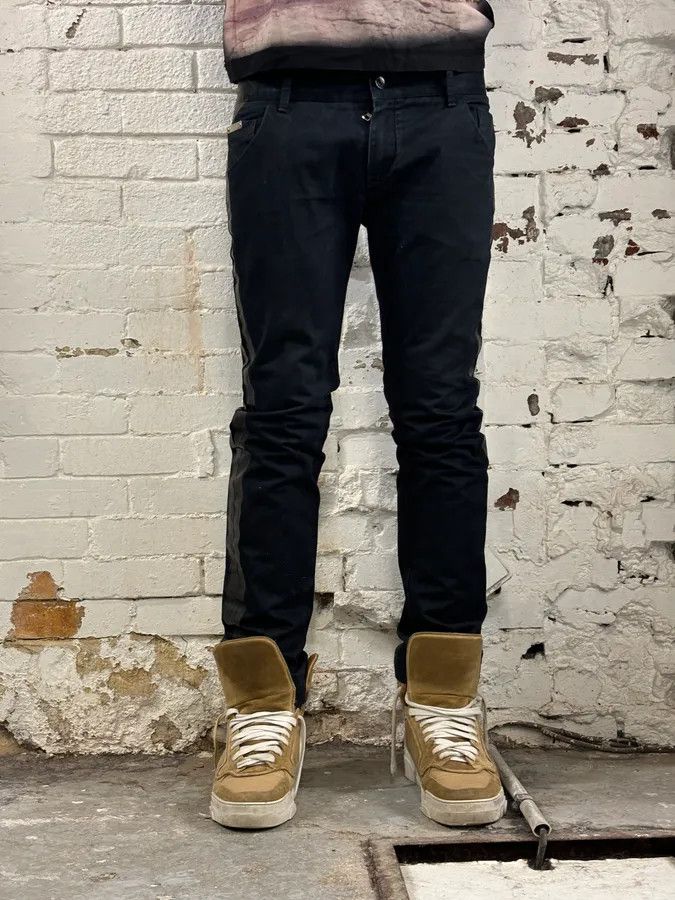 Dolce & Gabbana 2010s Dolce & Gabbana Black Glossy Leather Trim Slim Jeans Size US 32 / EU 48 - 2 Thumbnail