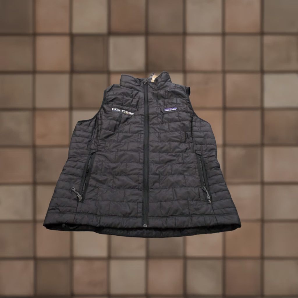Patagonia Patagonia Vest Jacket Womens M Black Nano Puff Quilted Lightweight 84247 Size M / US 6-8 / IT 42-44 - 1 Thumbnail