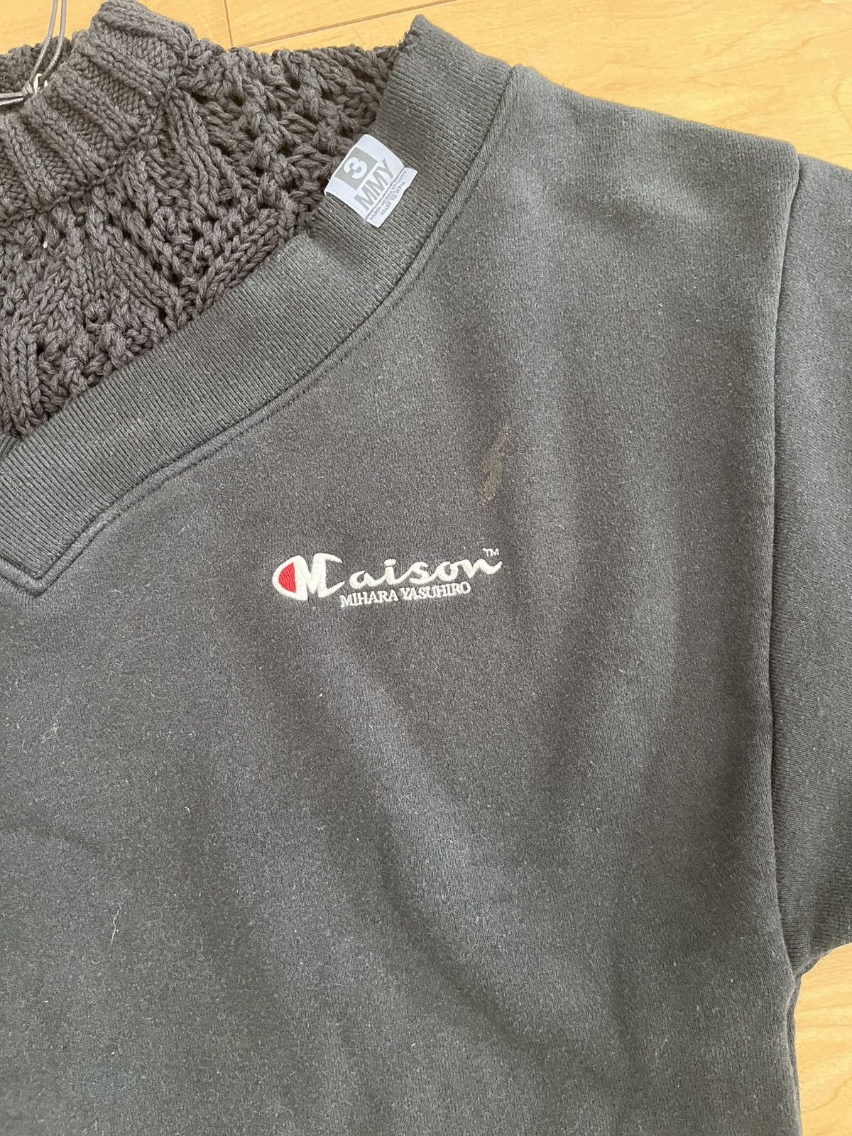 Maison MIHARA YASUHIRO NWT - Maison Mihara Yasuhiro Logo Deconstructed Sweatshirt Size US M / EU 48-50 / 2 - 4 Thumbnail