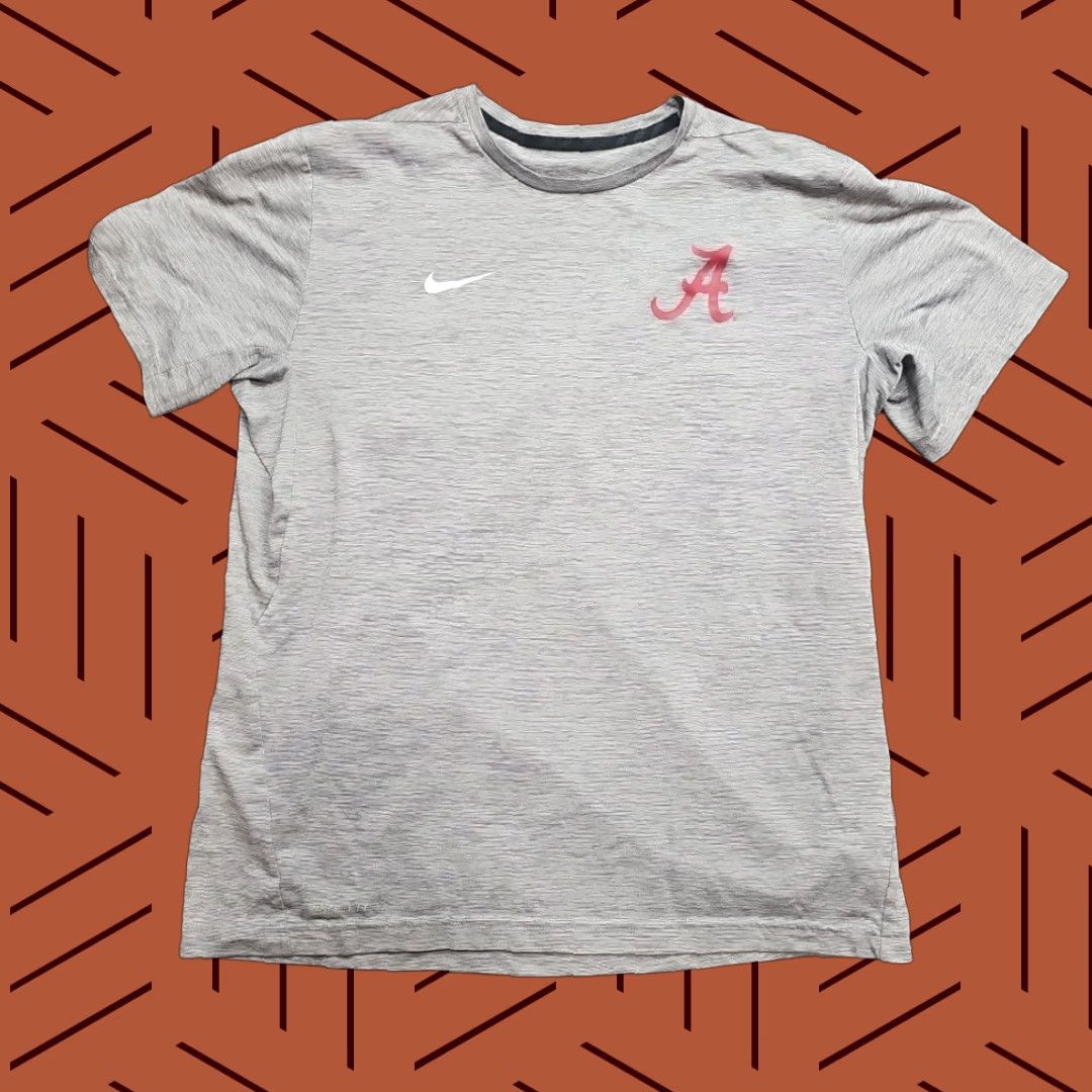 Nike Nike Alabama Crimson Tide T-Shirt Men XL Gym Gray Dri-FIT Tee A Script Logo Size US XL / EU 56 / 4 - 1 Thumbnail