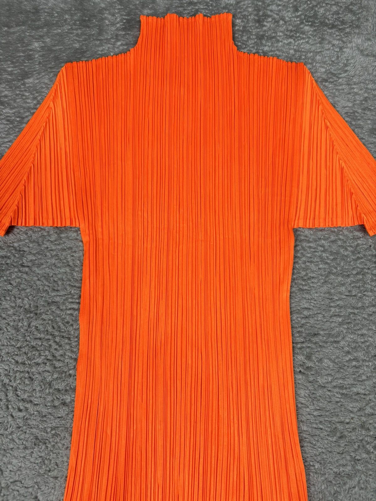 Pleats Please Issey Miyake
