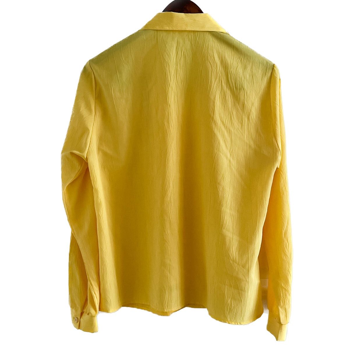 Vintage Vintage yellow light crinkle texture button down blouse M Size M / US 6-8 / IT 42-44 - 5 Thumbnail