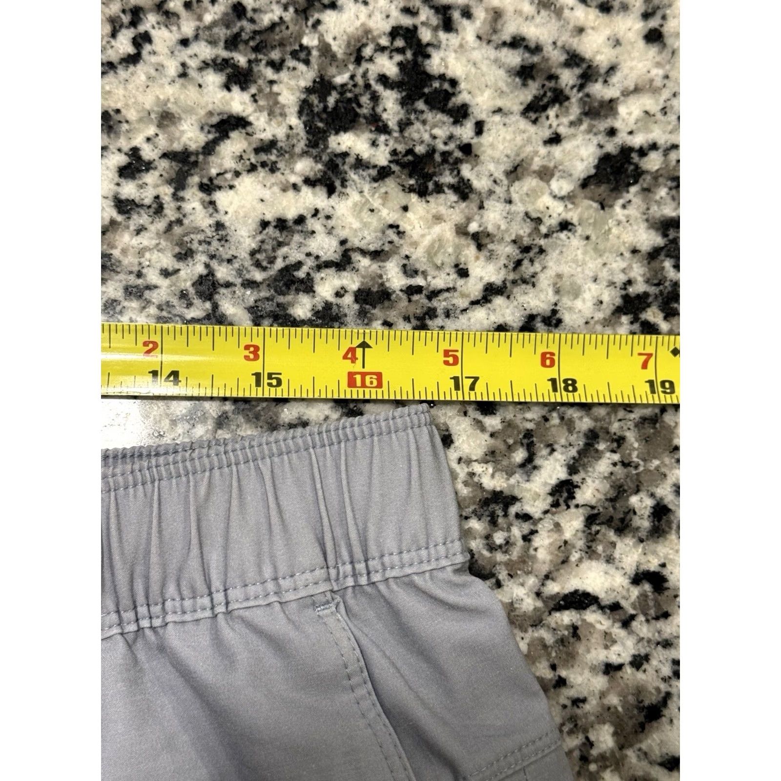 Vuori Vuori Shorts Mens Gray Unlined Performance Gym V369 Short Size US 33 - 3 Thumbnail