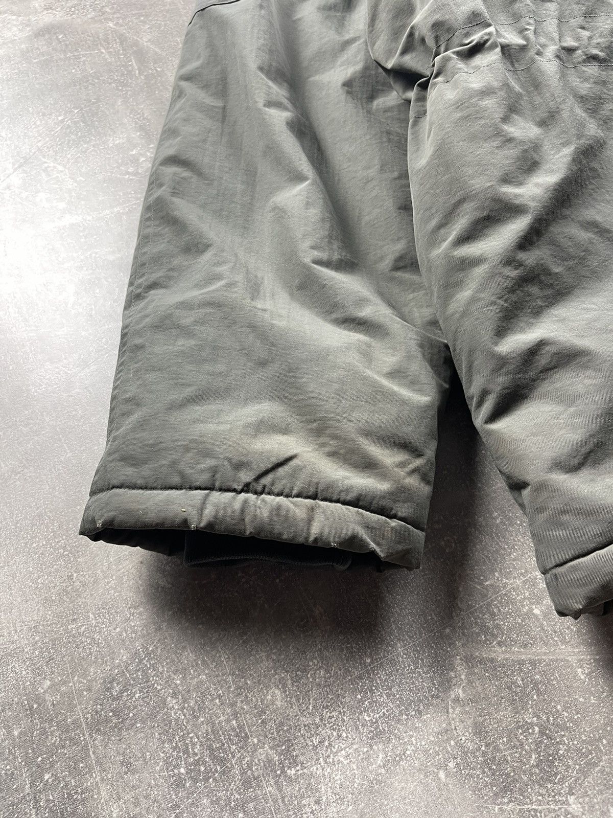 Carhartt × Carhartt Wip Carhartt Nylon Gray Long Fur Synthetic Hooded Parka Jacket Size US M / EU 48-50 / 2 - 11 Thumbnail