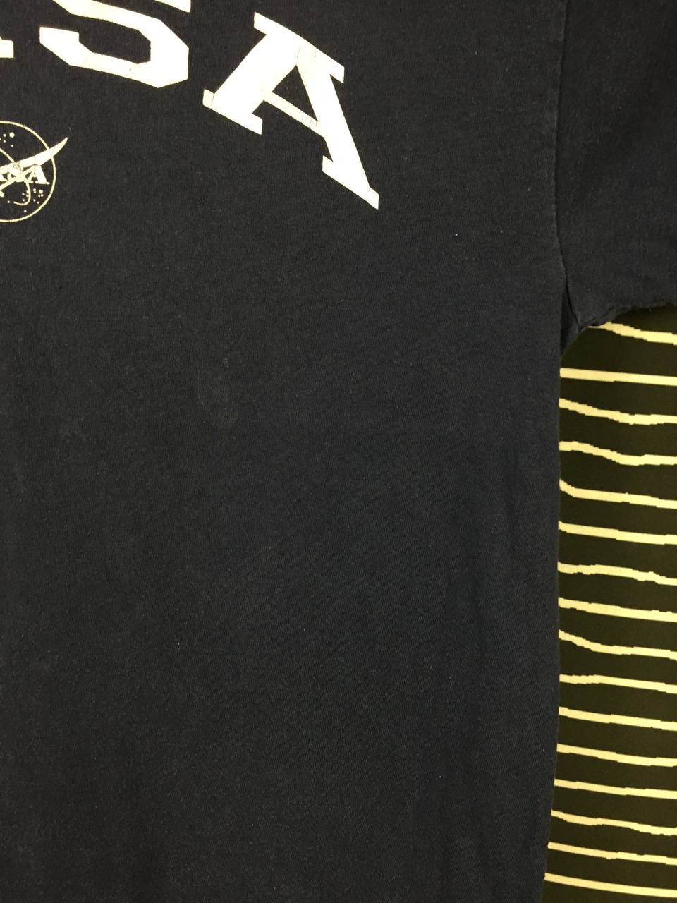 Vintage Vtg 00s NASA Official Logo Property Of NASA Tee Size US L / EU 52-54 / 3 - 5 Thumbnail