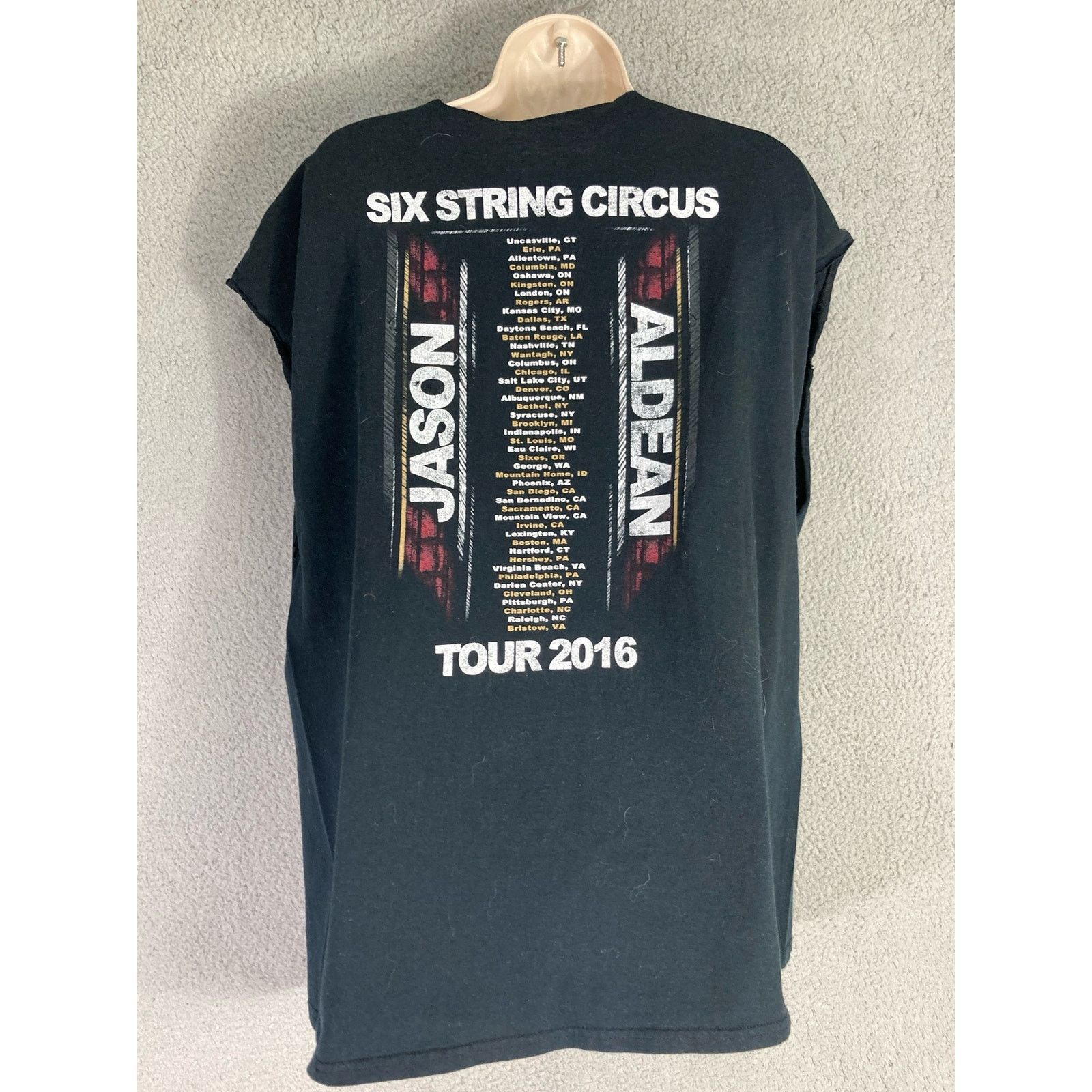 Band Tees Jason Aldean Six String Circus Womens 2XL Black T-Shirt Size XXL / US 16-18 / IT 52-54 - 4 Thumbnail