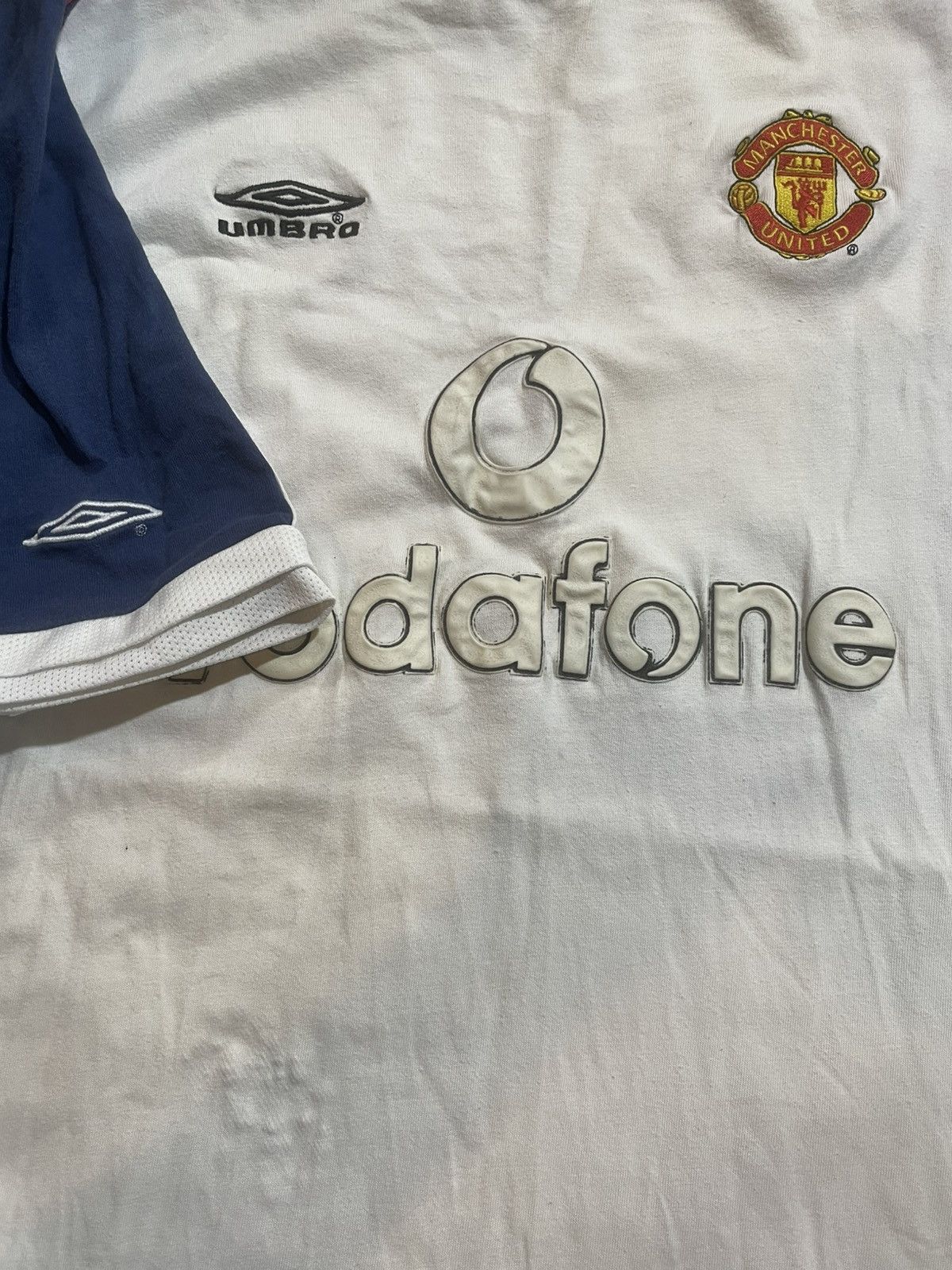 Umbro Cotton . Manchester United Vodafone Umbro Size US M / EU 48-50 / 2 - 3 Thumbnail