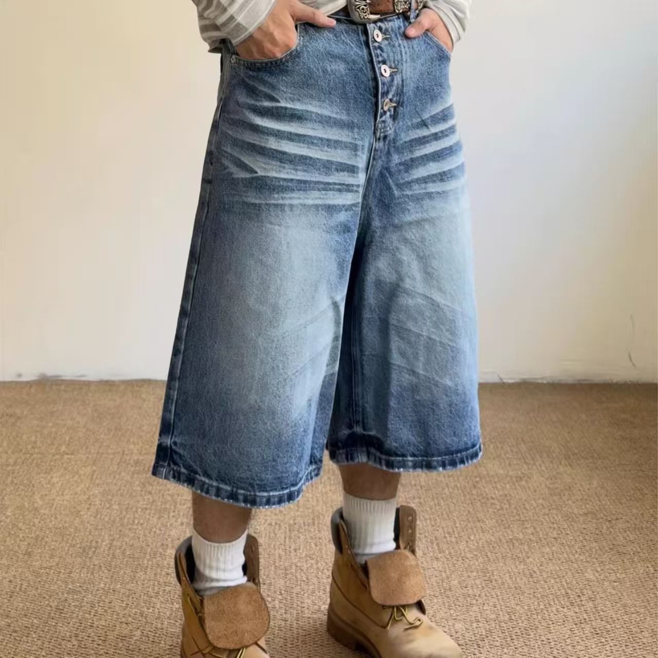 Vintage American Retro Whiskered Denim Shorts Size US 32 / EU 48 - 3 Thumbnail