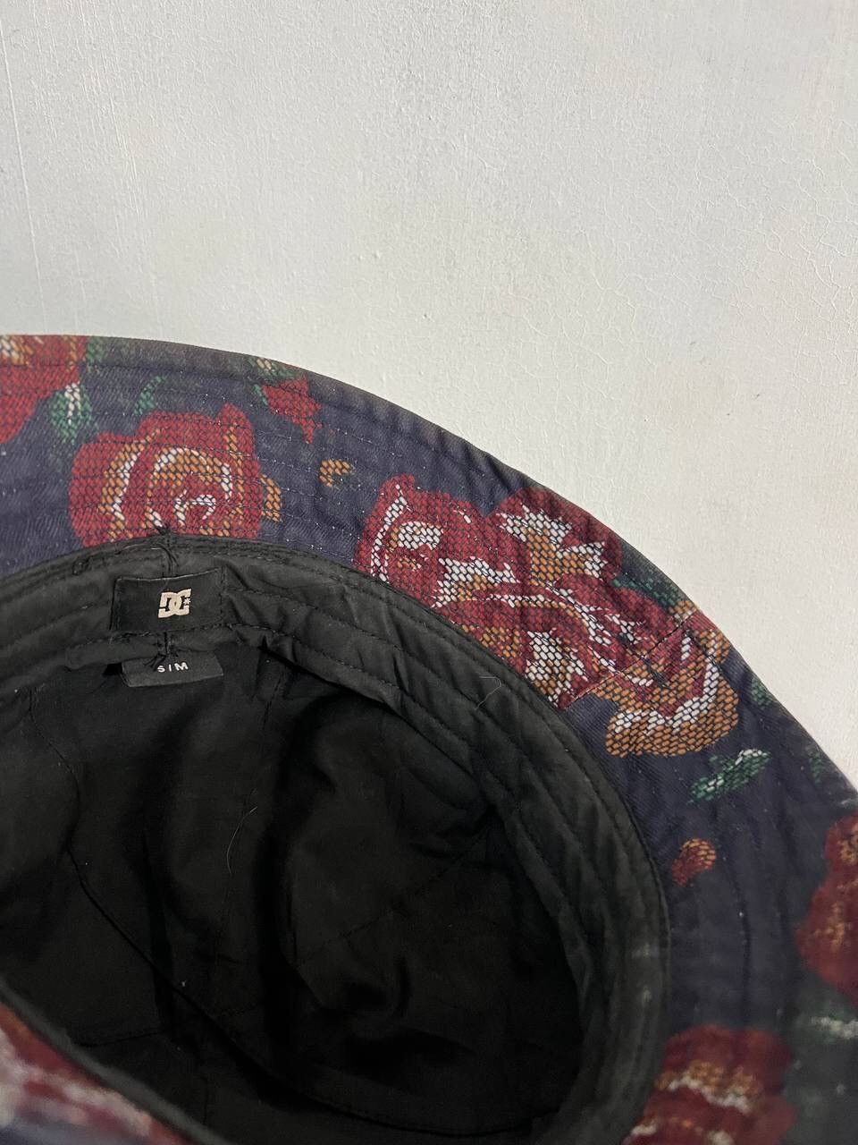 If Six Was Nine Dc Comis Bucket Hat Size ONE SIZE - 12 Thumbnail