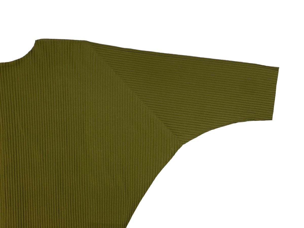 Issey Miyake IS Issey Miyake Me Batwing Pleated Crop Top Size ONE SIZE - 8 Thumbnail