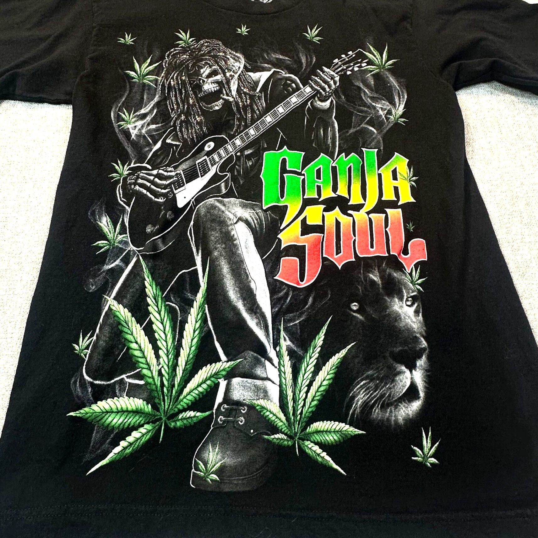 Vintage Ganja Soul Mens Medium Skeleton Dreads Guitarist Lion Rasta Marijuana Weed Tee Size US M / EU 48-50 / 2 - 4 Thumbnail