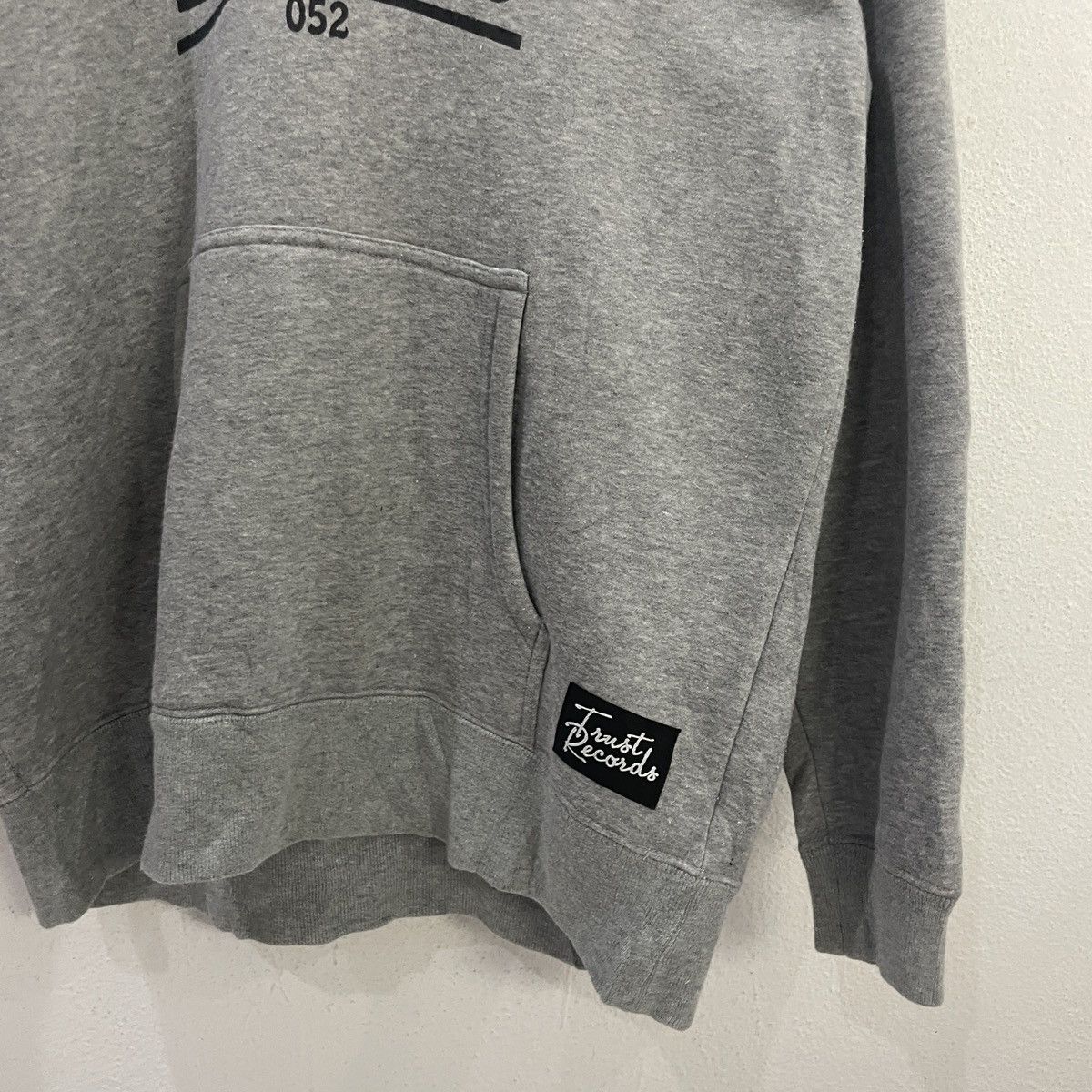 Japanese Brand Vintage Everlong Hoodies Sweatshirt Size US L / EU 52-54 / 3 - 2 Thumbnail