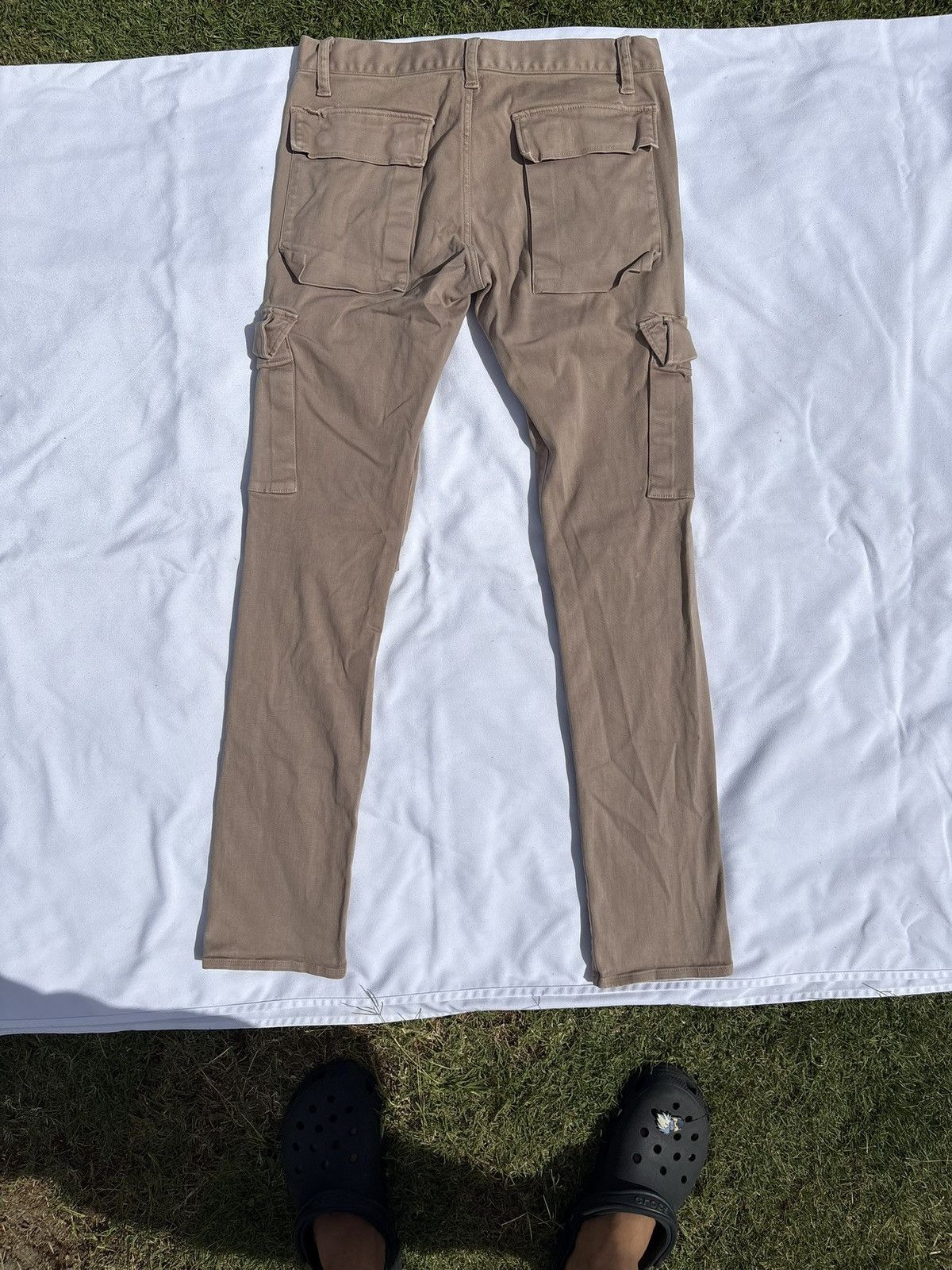 Undercover Undercover (UC) light‑khaki cargo pants Size US 31 - 2 Thumbnail