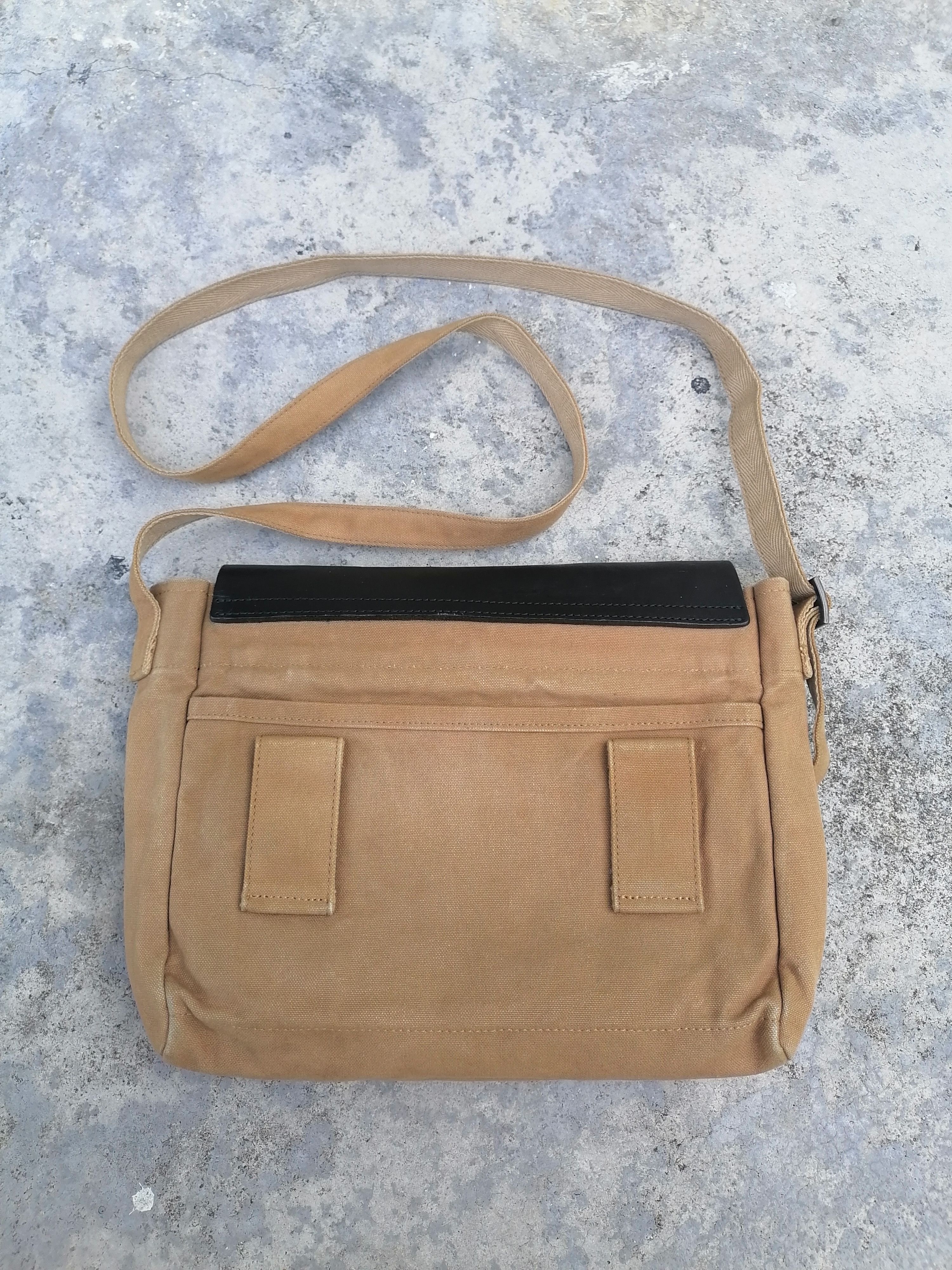Hysteric Glamour Hysteric Glamour Rugged Canvas Leather Sling / Crossbody Bag Size ONE SIZE - 7 Thumbnail