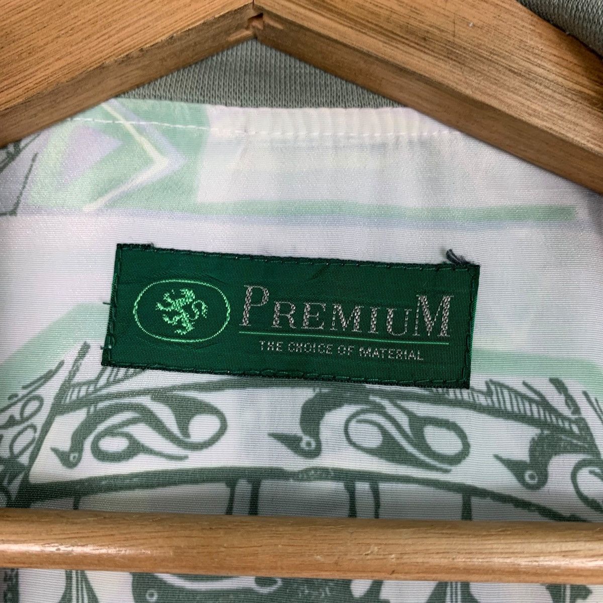 Japanese Brand Vintage PREMIUM Fullprint Light Bomber Jacket #0376-C17 Size US L / EU 52-54 / 3 - 16 Thumbnail