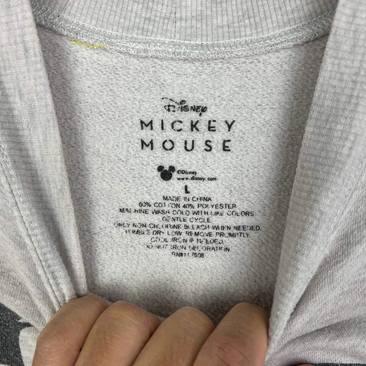 Disney Disney Mickey Mouse Sweatshirt Crew Neck Graphic Pullover L Size US L / EU 52-54 / 3 - 6 Thumbnail