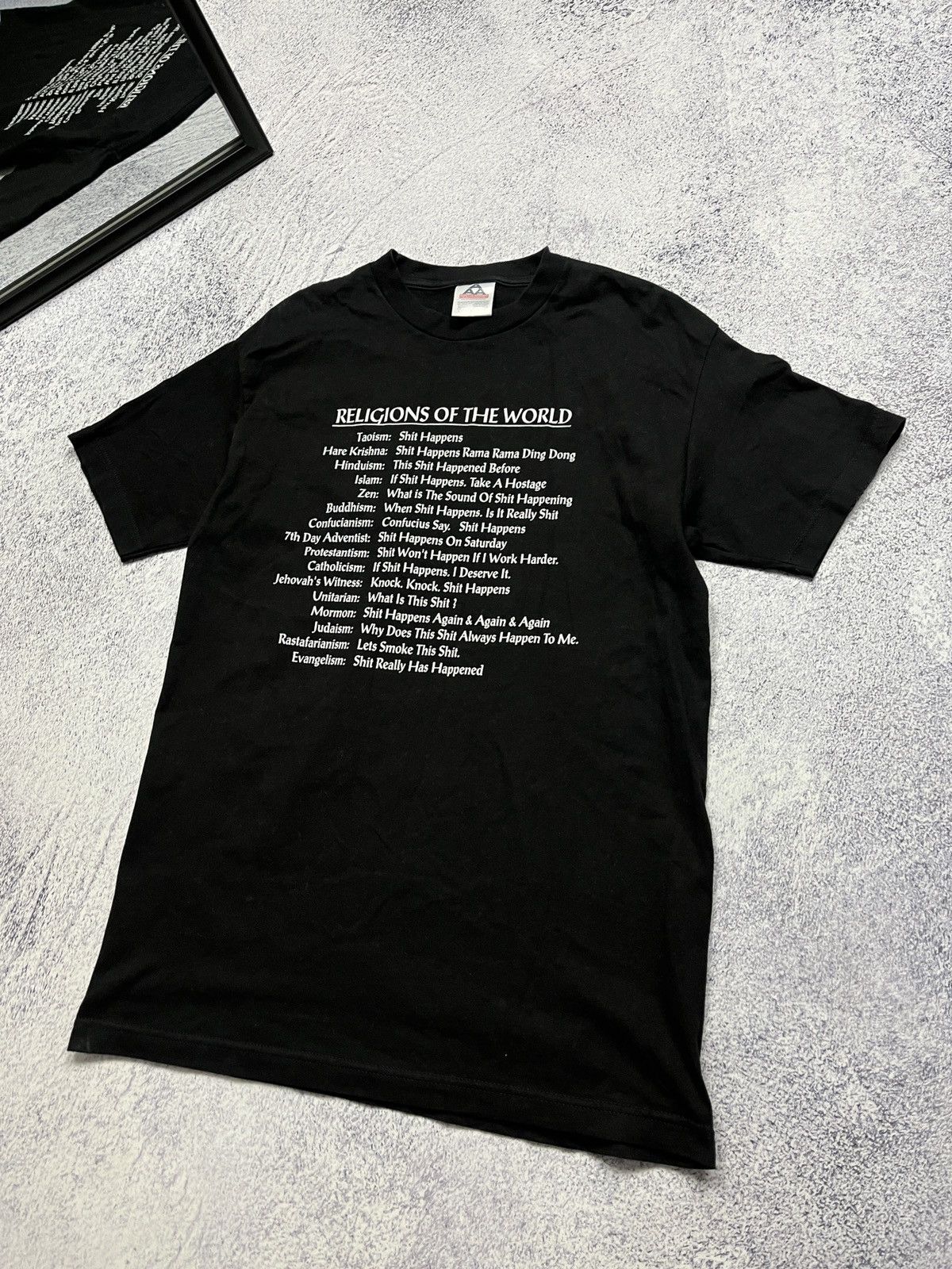 Vintage Vintage Religions Of The World Dirty Humor Funny T Shirt Size US M / EU 48-50 / 2 - 3 Thumbnail