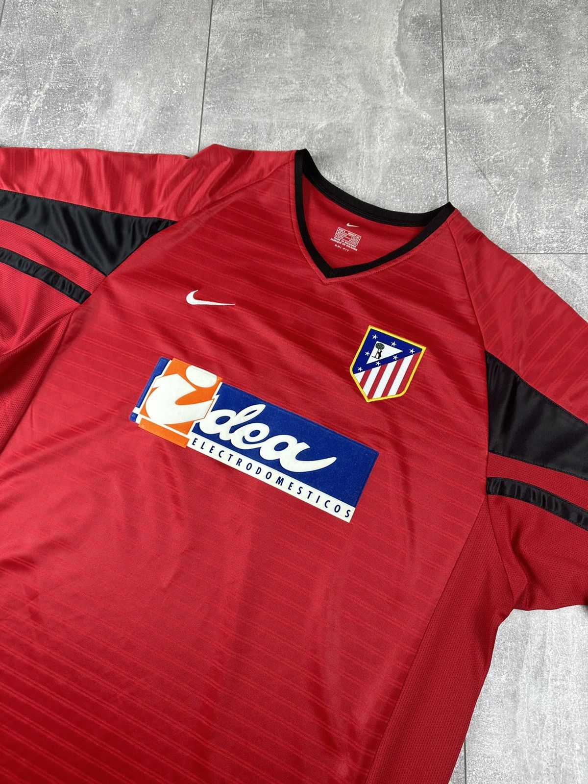 Nike Nike Atletico Madrid 2001/02 Away Soccer Football Jersey Size US L / EU 52-54 / 3 - 5 Thumbnail